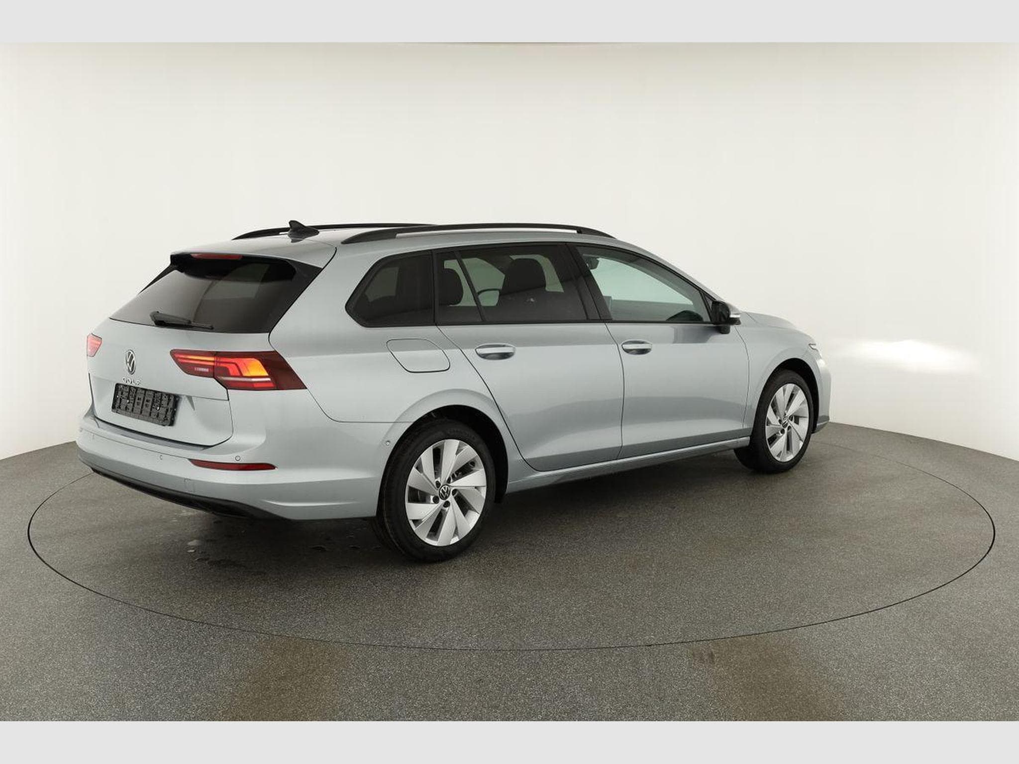 VW Golf Variant 1.5 TSI 110 kW Life (2026) - Foto 17