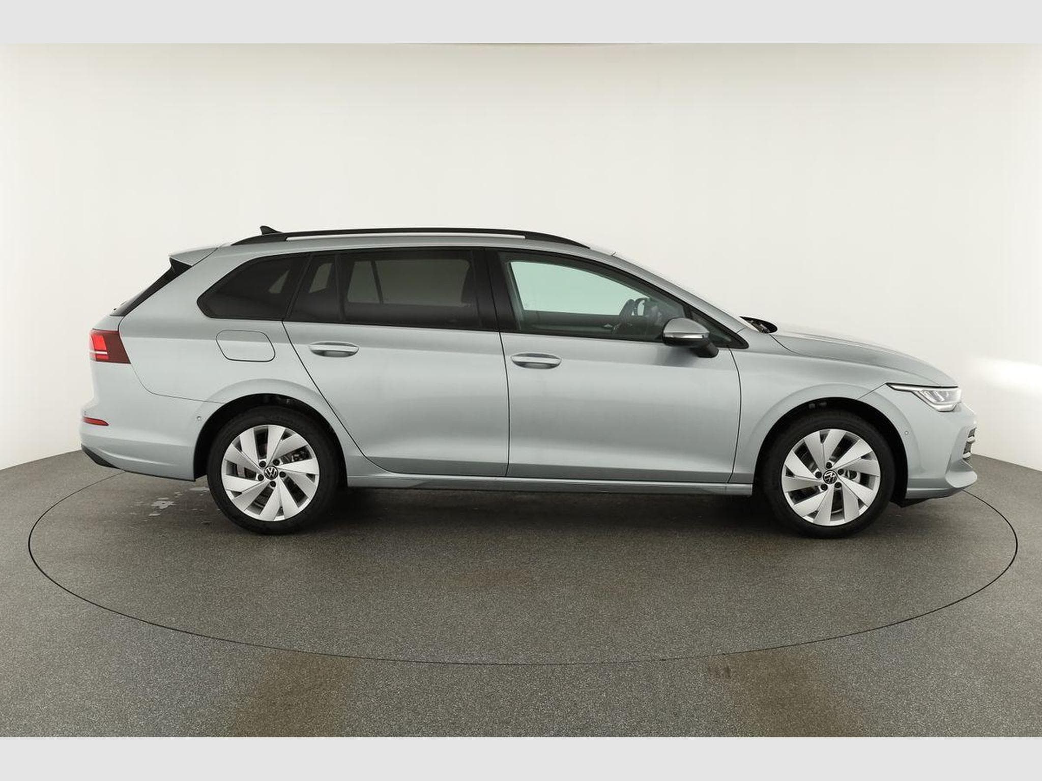 VW Golf Variant 1.5 TSI 110 kW Life (2026) - Foto 20