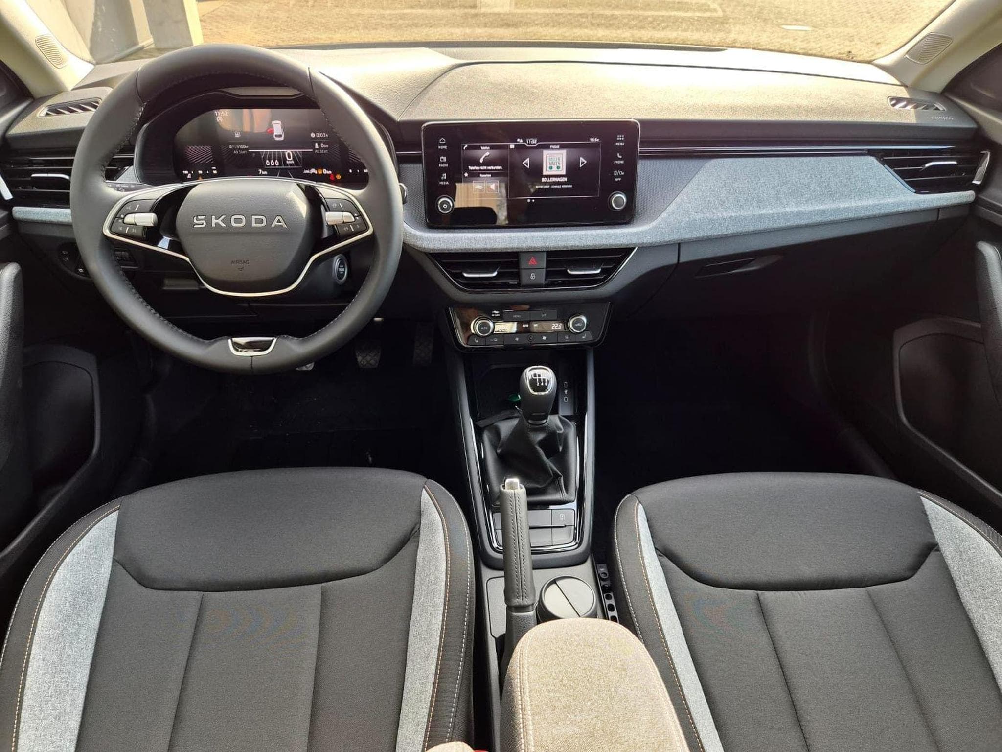 Skoda Scala 1.0 TSI 115PS (2026) - Foto 12