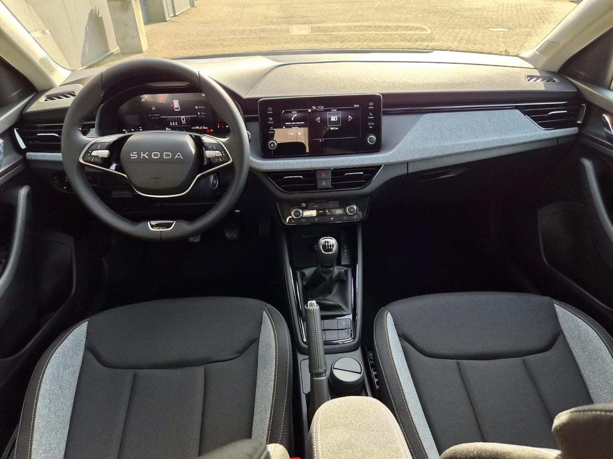 Skoda Scala 1.0 TSI 115PS (2026) - Foto 12