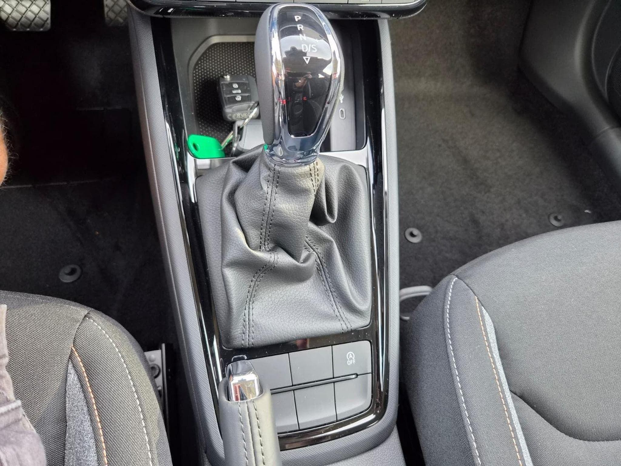 Skoda Scala 1.0 TSI 115PS (2026) - Foto 24