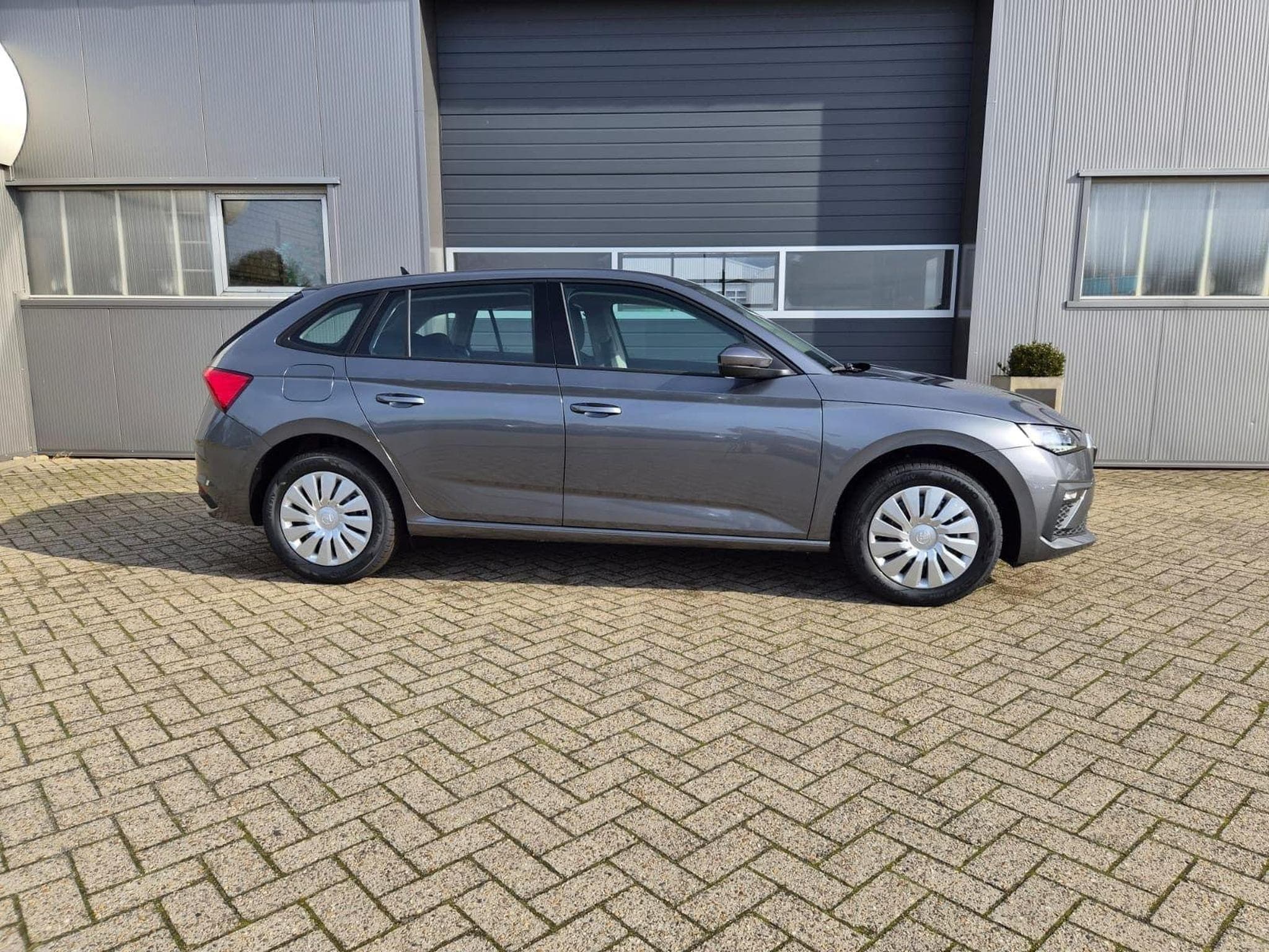 Skoda Scala 1.0 TSI 115PS (2026) - Foto 6