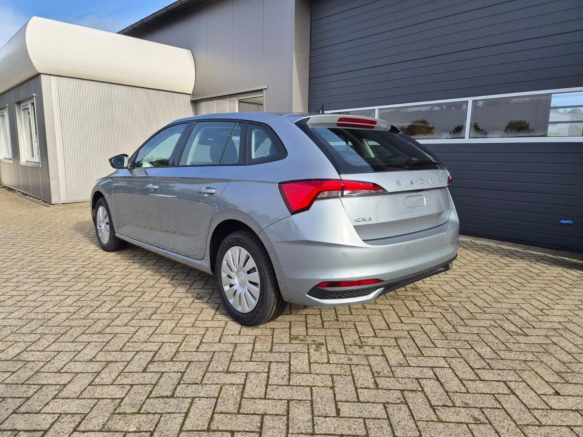 Skoda Scala 1.0 TSI 115PS (2026) - Foto 2