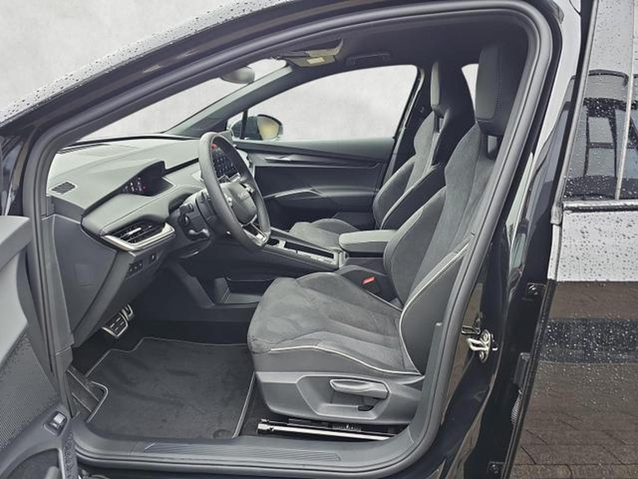 Skoda Elroq 85 Sportline (04.2026->) (2026) - Foto 9