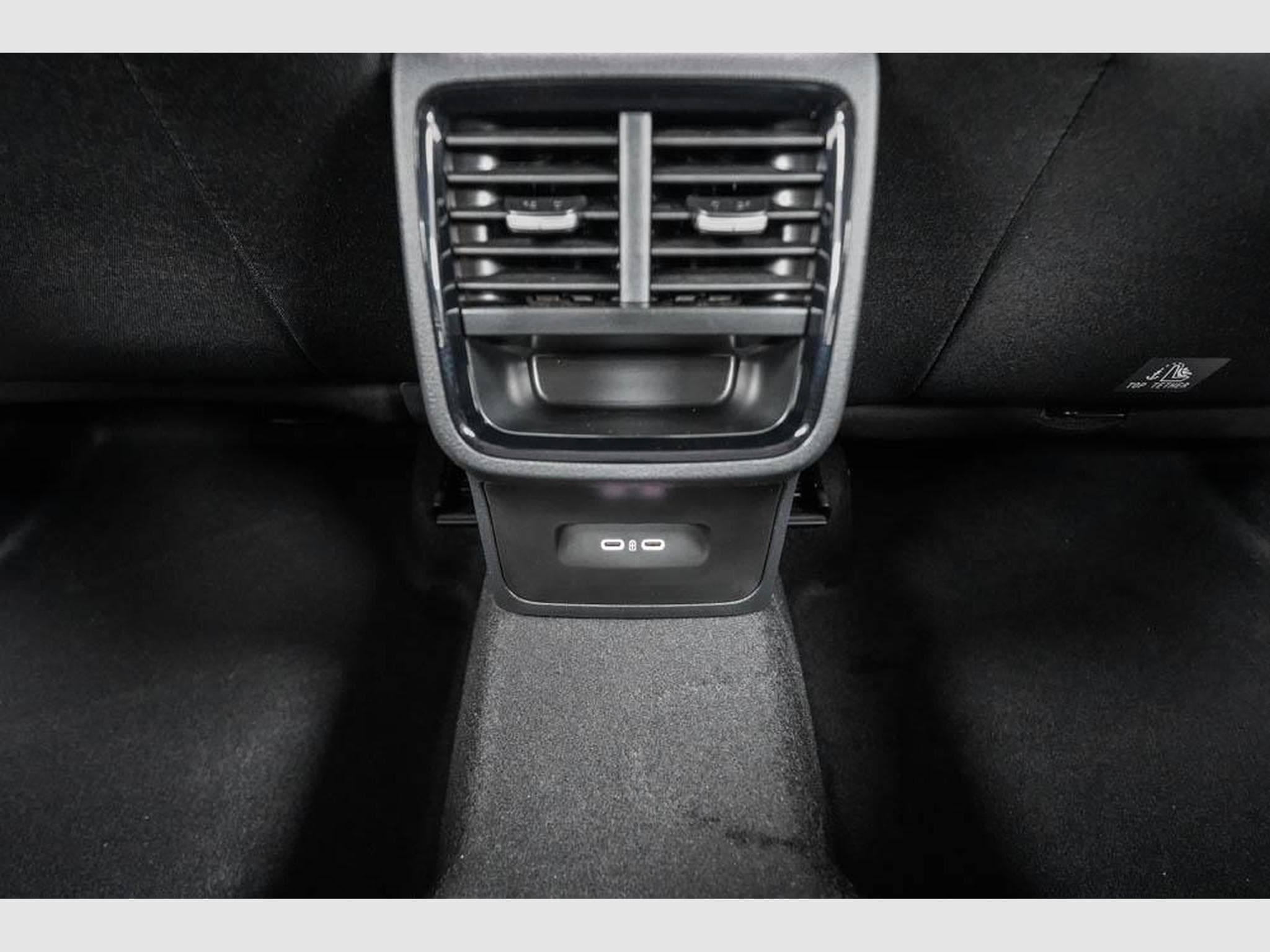 Skoda Octavia Kombi 1,5 TSI (2026) - Foto 17