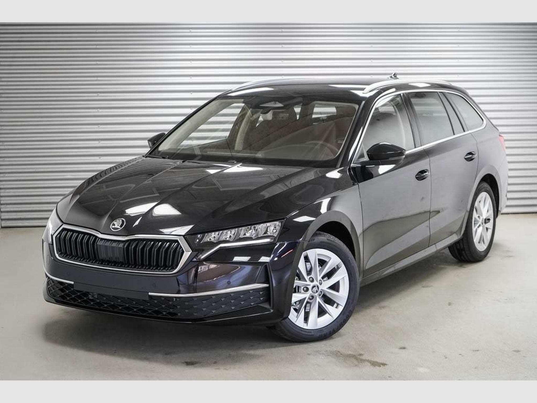 Skoda Octavia Kombi 1,5 TSI (2026) - Foto 1