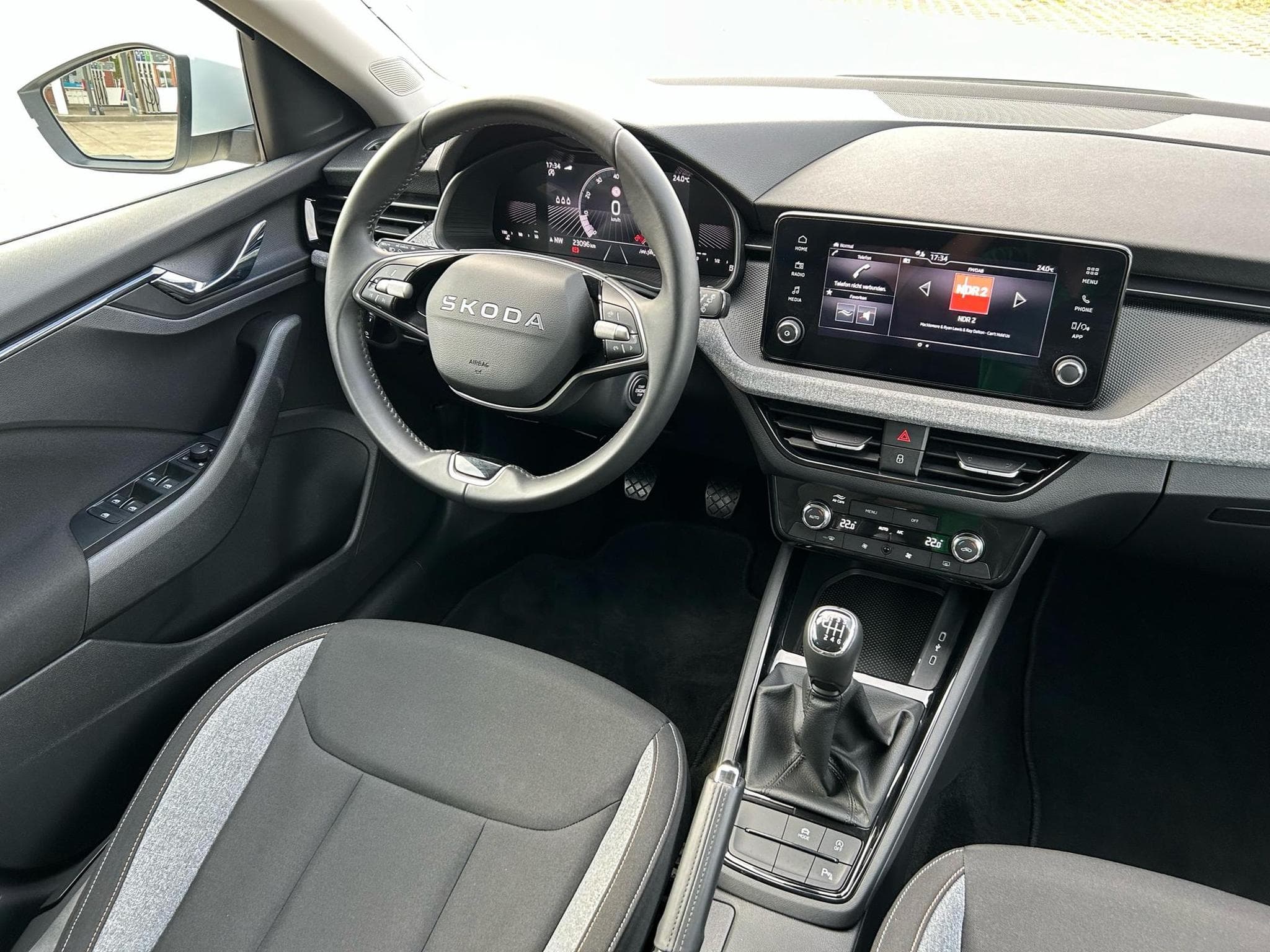 Skoda Scala Selection (2025) - Foto 6
