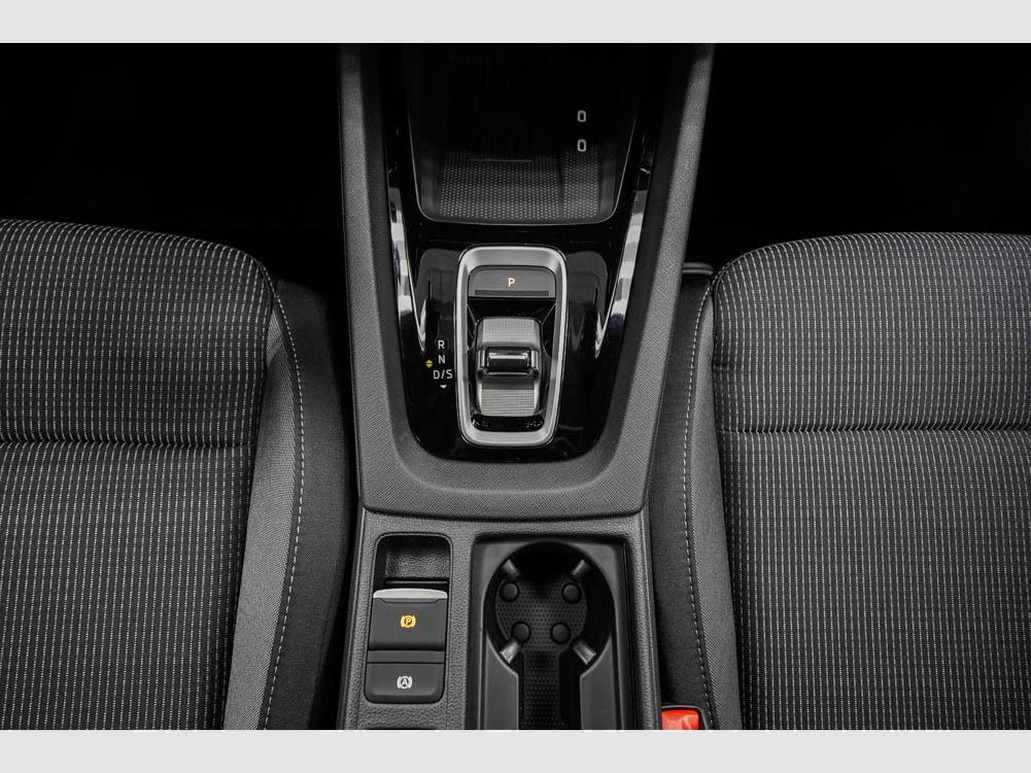 Skoda Octavia Kombi 1,5 TSI (2026) - Foto 12