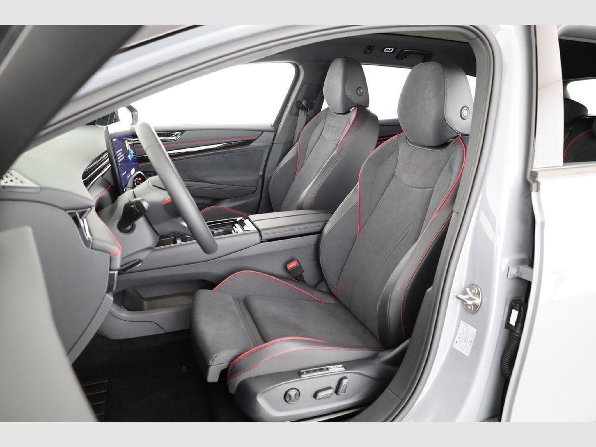 VW ID.7 GTX 250 kW 4Motion (2026) - Foto 12