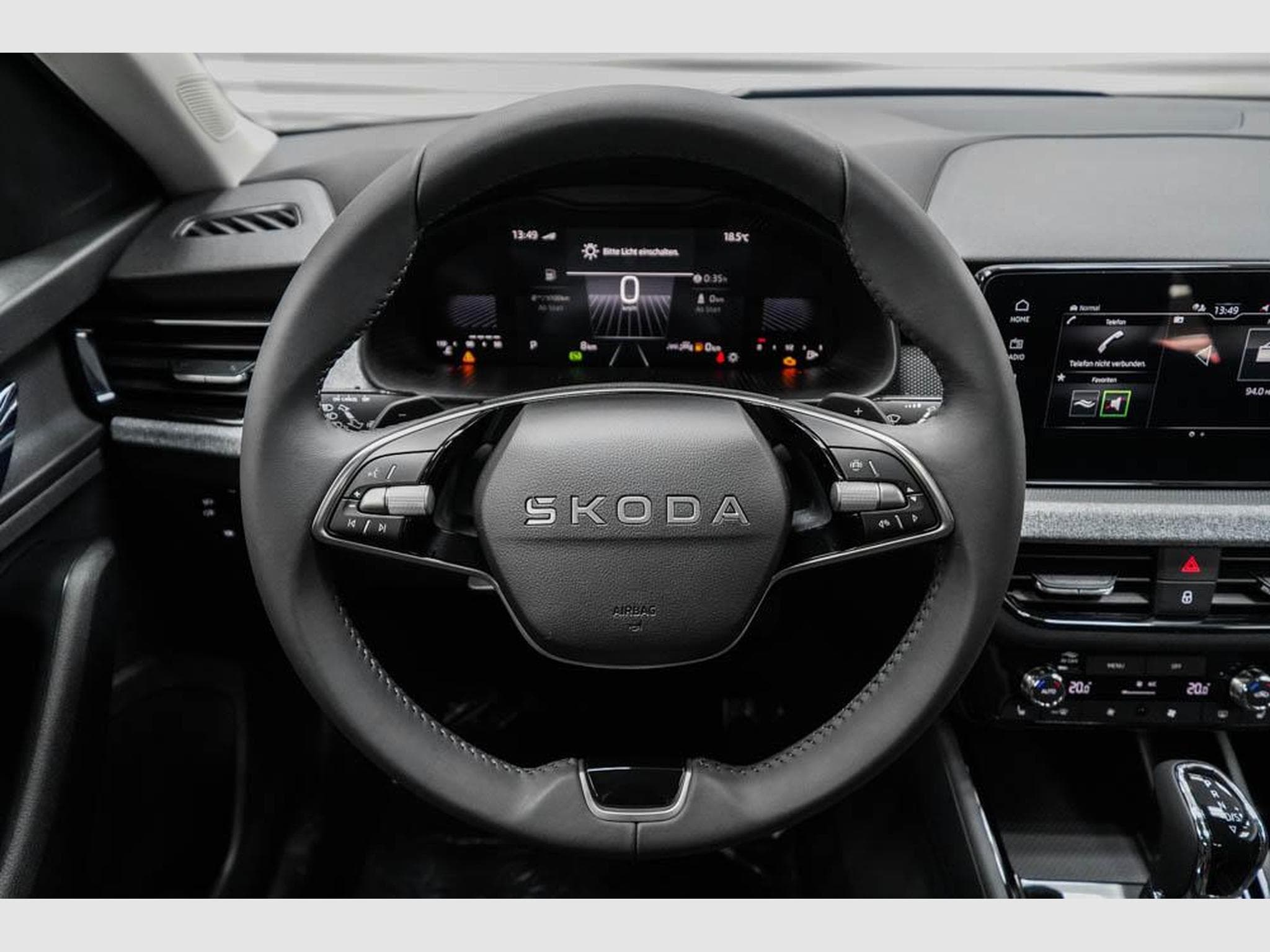 Skoda Kamiq 1,0 TSI DSG (2026) - Foto 9