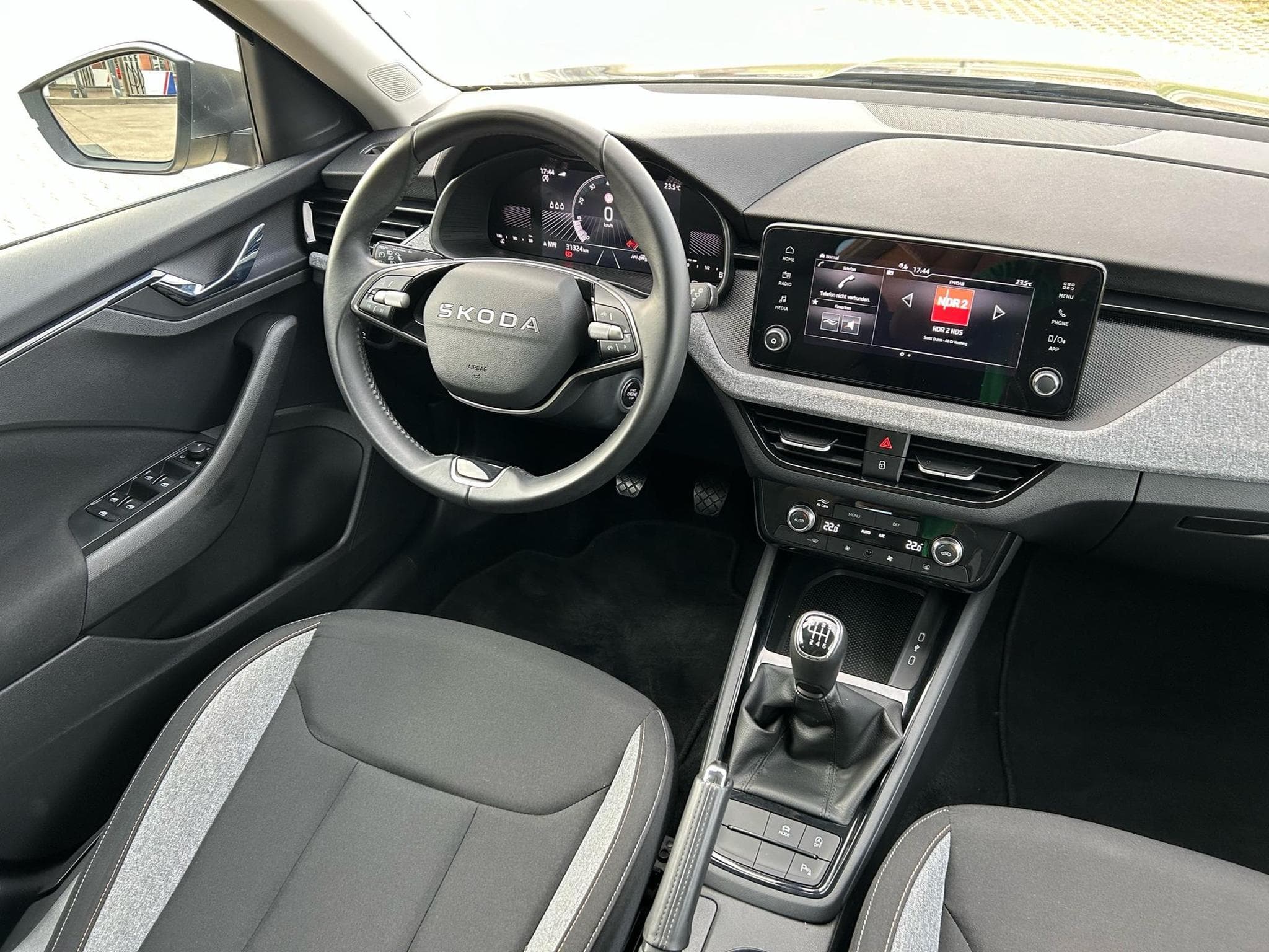 Skoda Kamiq Selection (2025) - Foto 6
