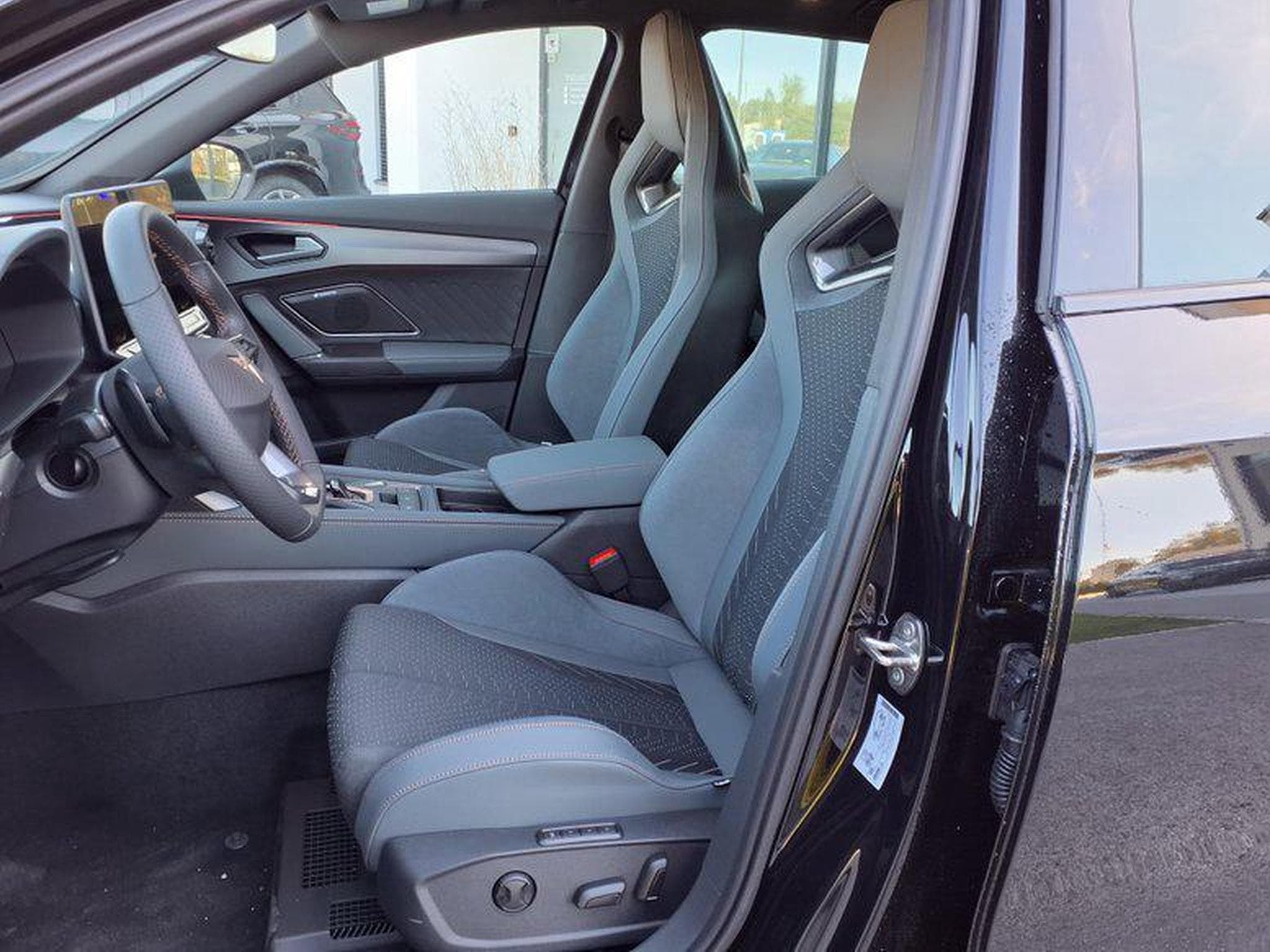 Cupra Formentor VZ5 2.5 TSI 7-Gang-DSG 4Drive (2026) - Foto 7