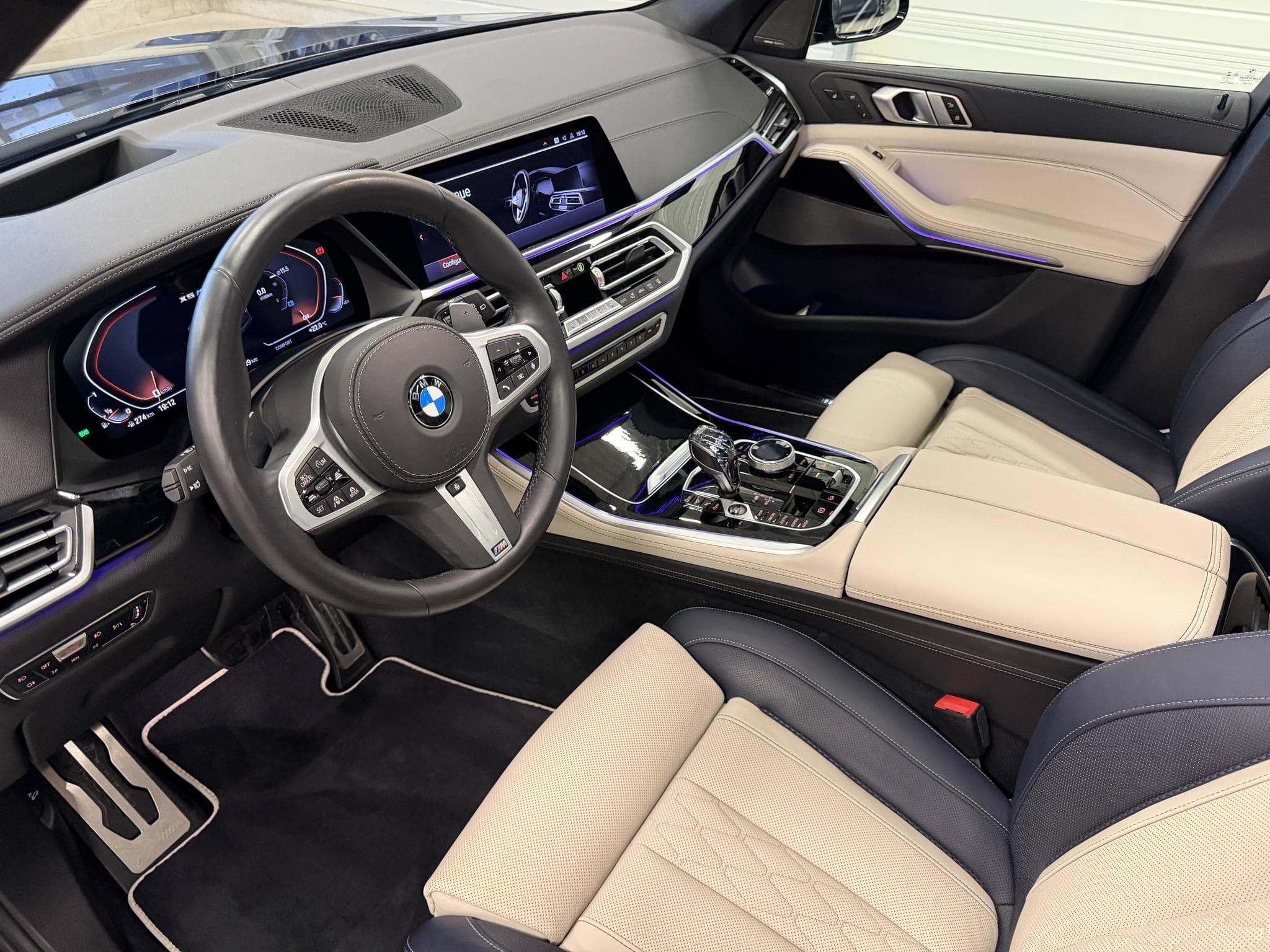 BMW X5 M50 i M50i 530ch / 1ère Main / TVA Récup / 30 330€ d'options / Nig (2019) - Photo 23