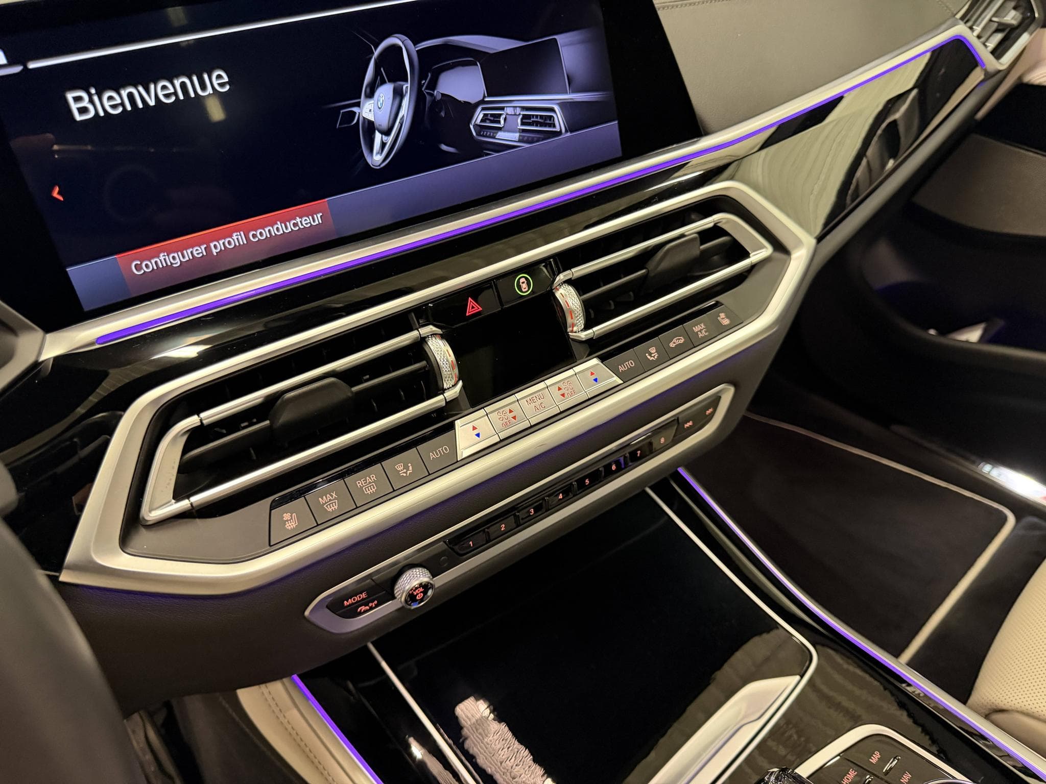 BMW X5 M50 i M50i 530ch / 1ère Main / TVA Récup / 30 330€ d'options / Nig (2019) - Photo 27