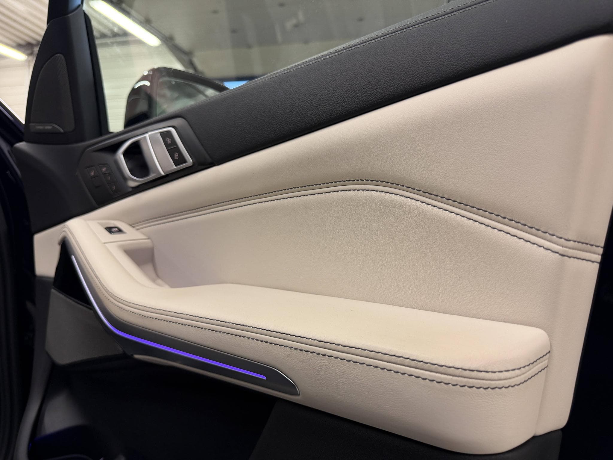 BMW X5 M50 i M50i 530ch / 1ère Main / TVA Récup / 30 330€ d'options / Nig (2019) - Photo 40