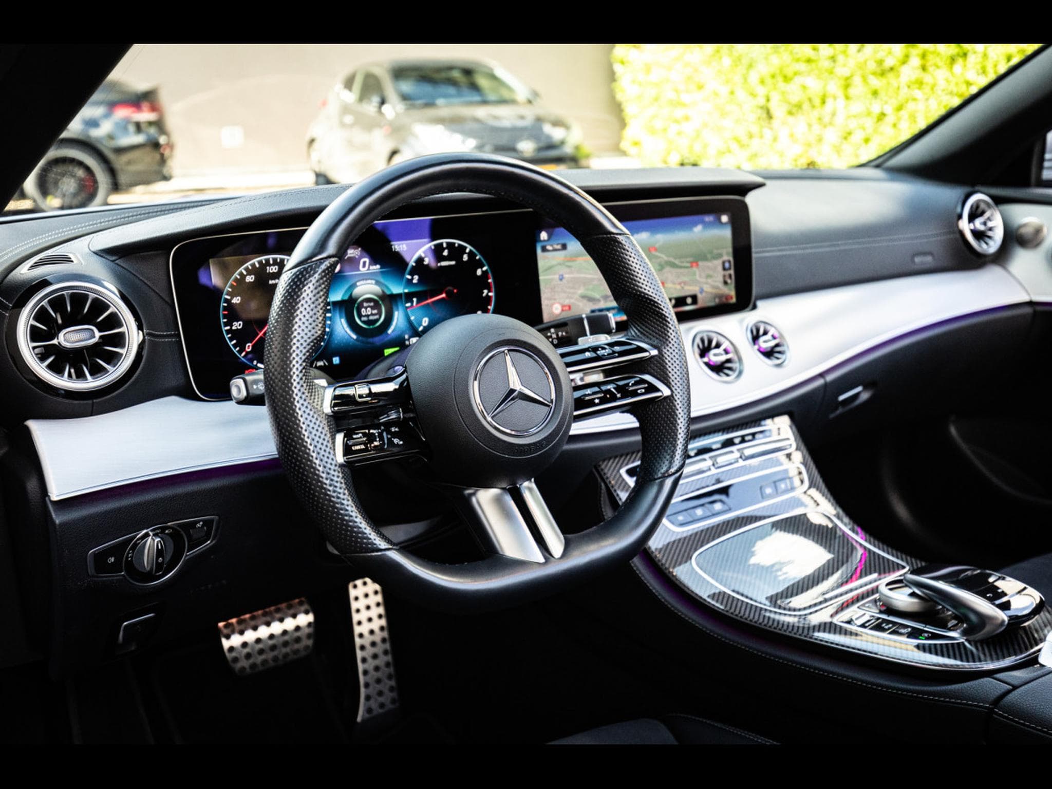Mercedes E 300 CABRIOLET AMG-LINE - HIGH-TECH-SILBER METALLIC (2023) - Photo 9