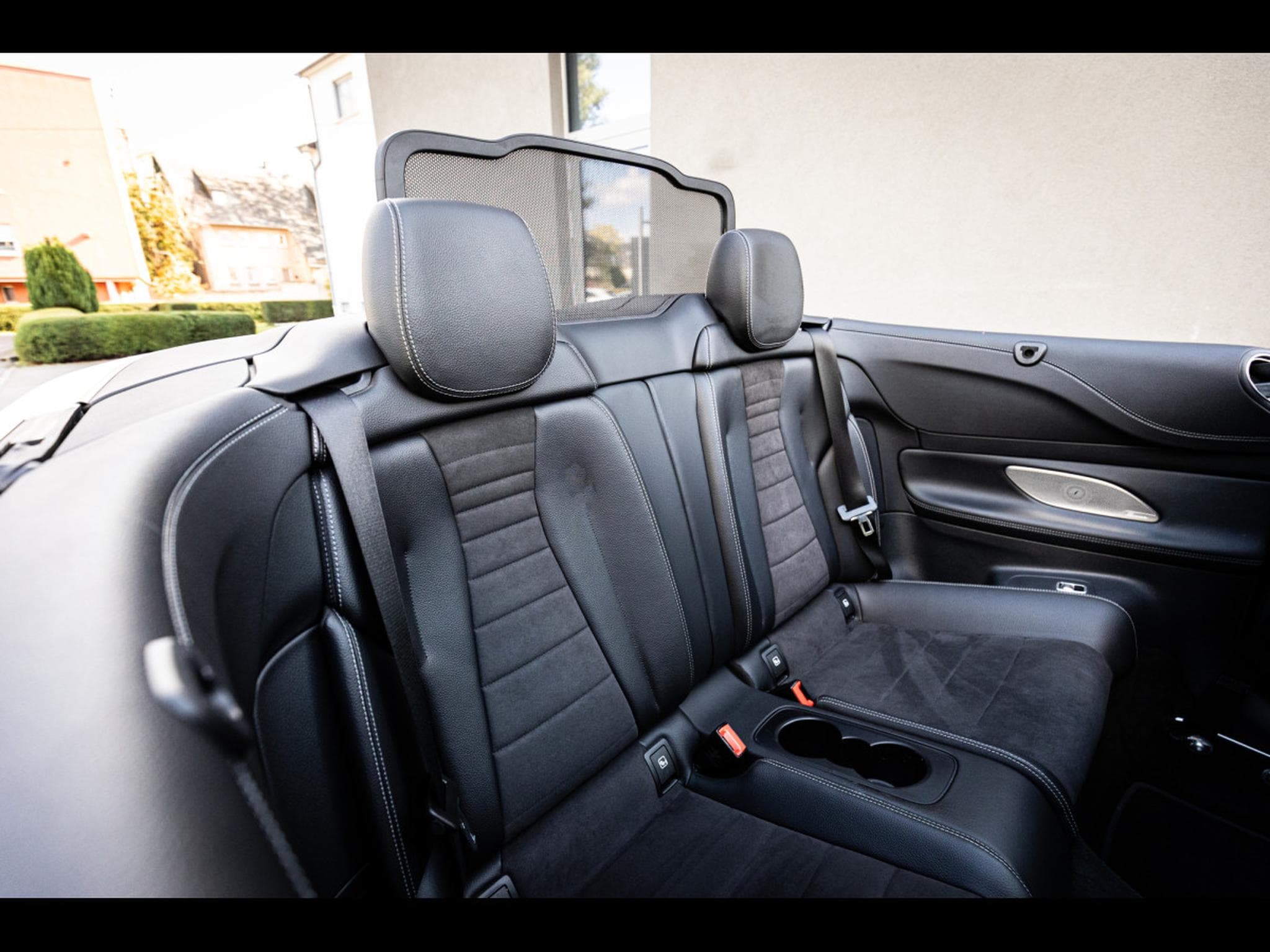 Mercedes E 300 CABRIOLET AMG-LINE - HIGH-TECH-SILBER METALLIC (2023) - Photo 15