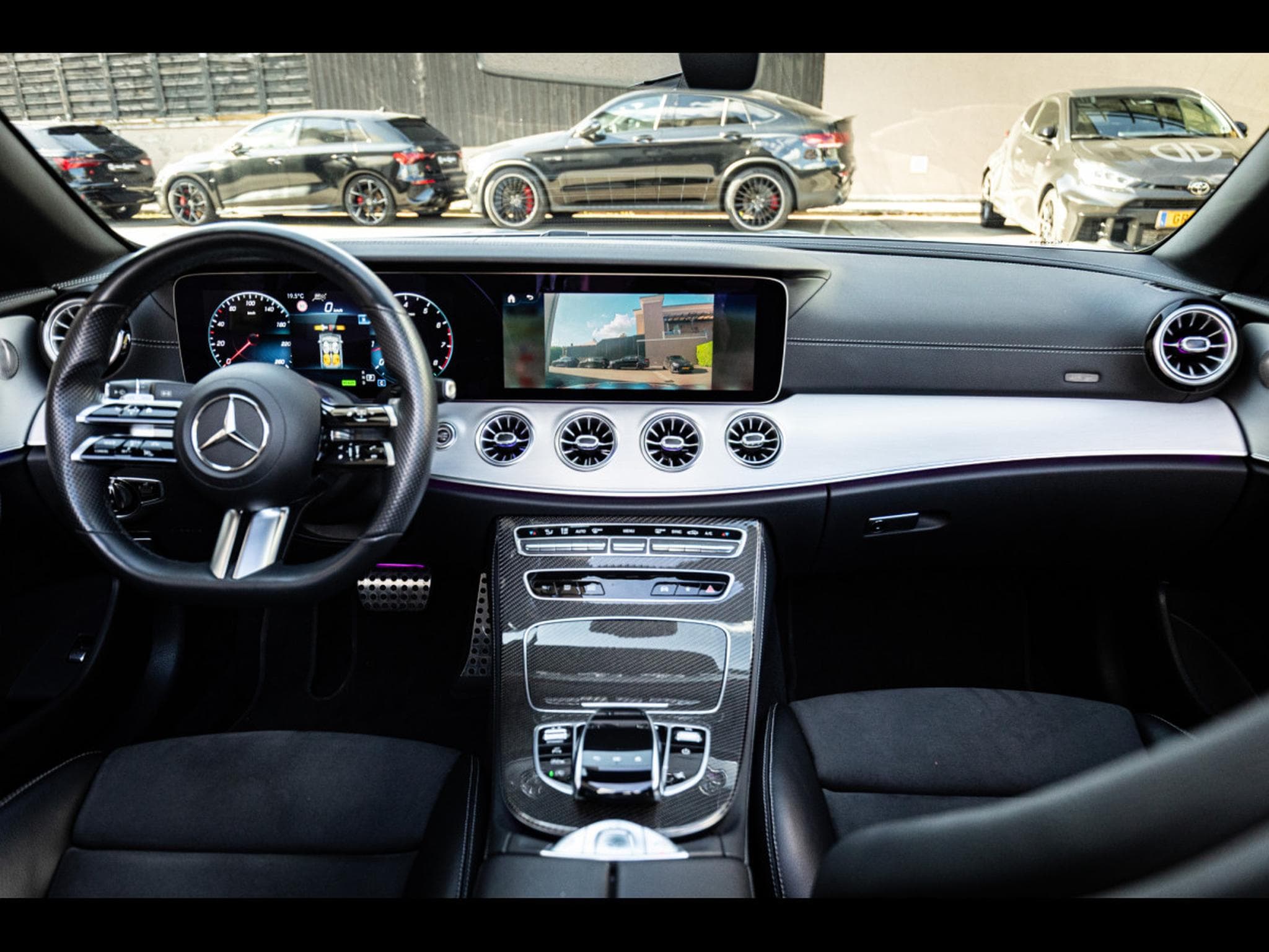Mercedes E 300 CABRIOLET AMG-LINE - HIGH-TECH-SILBER METALLIC (2023) - Photo 13