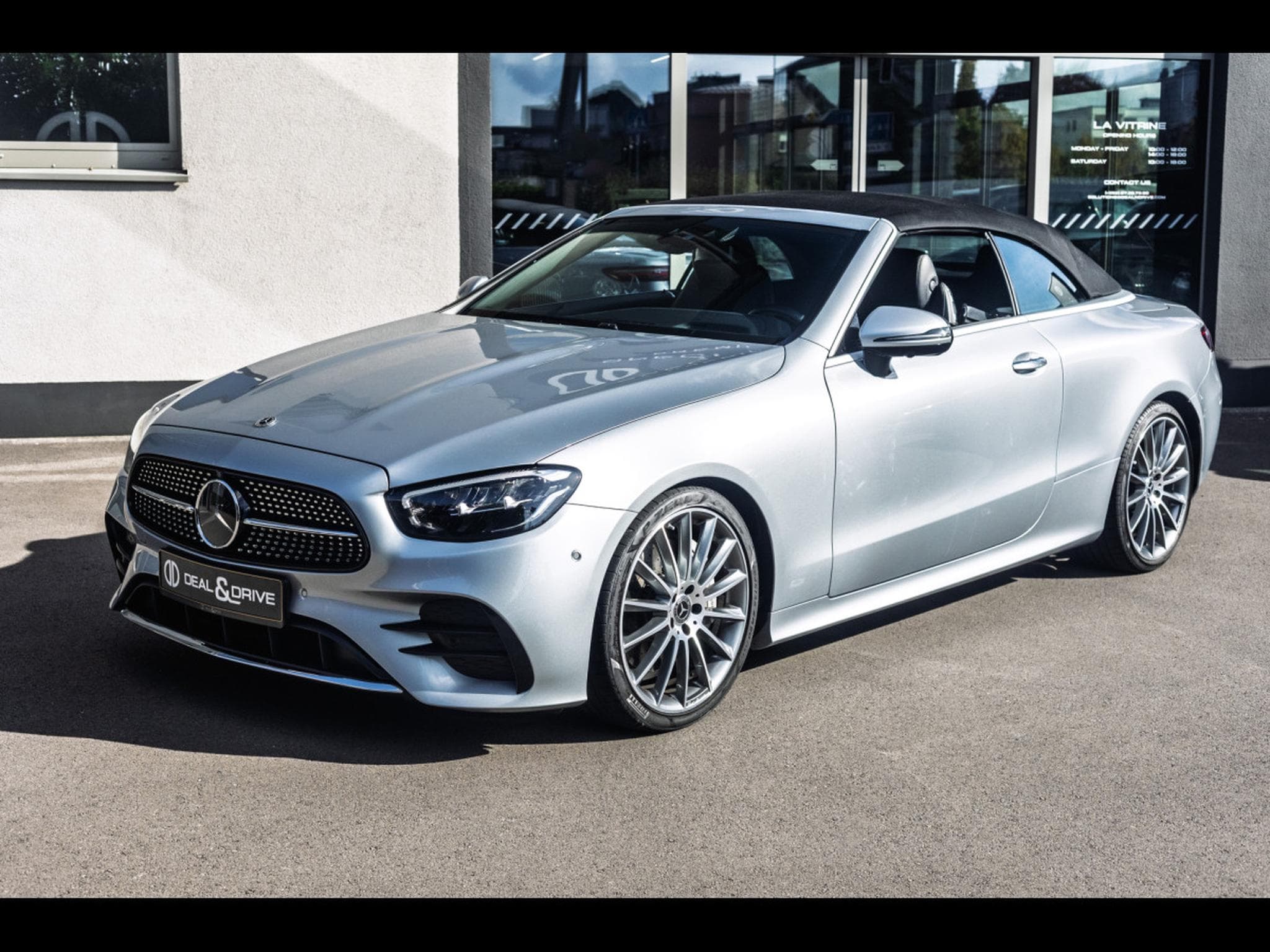 Mercedes E 300 CABRIOLET AMG-LINE - HIGH-TECH-SILBER METALLIC (2023) - Photo 19