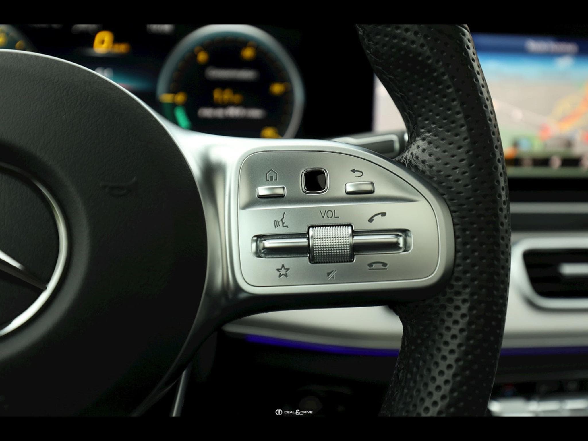 Mercedes GLE 400 D 4MATIC AMG-LINE - OBSIDIANSCHWARZ METALLIC (2020) - Photo 25