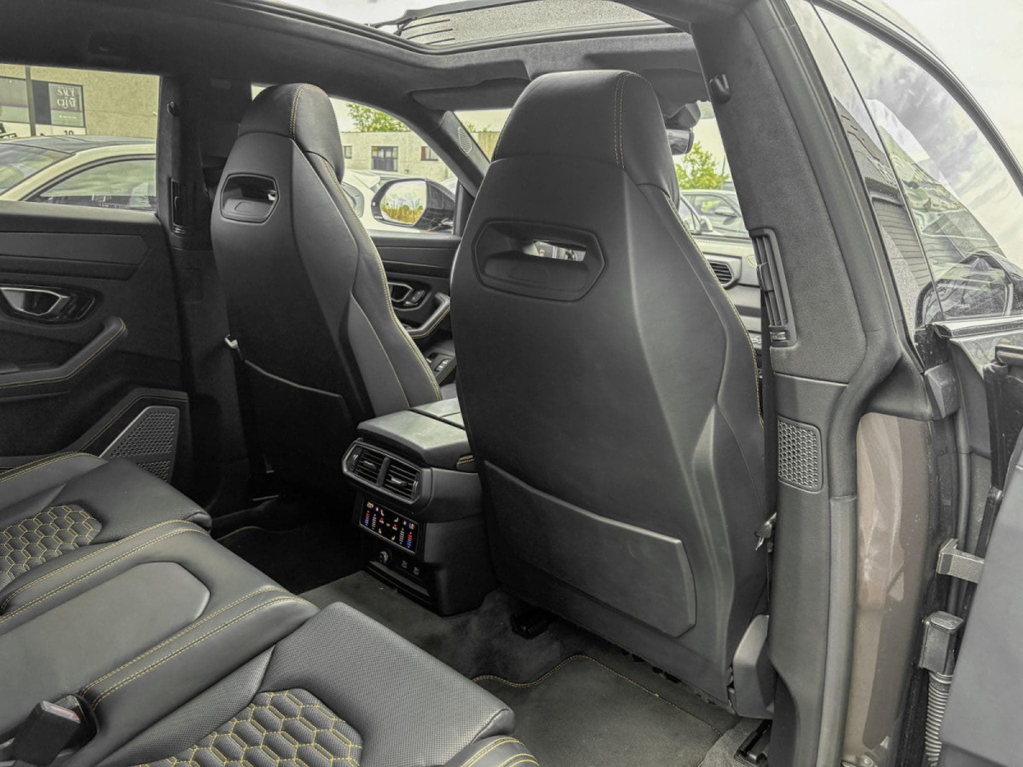 Lamborghini Urus URUS S | Bang & Olufsen 3D | Carbone | 23" (2023) - Photo 13
