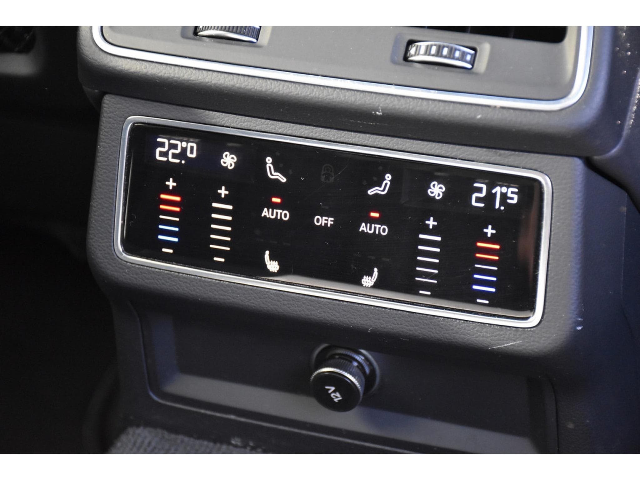 Audi A6 Avant 55 TFSIe Quattro S-Line S-Tronic PANO NAPPA MEMO FULL (2020) - Photo 17