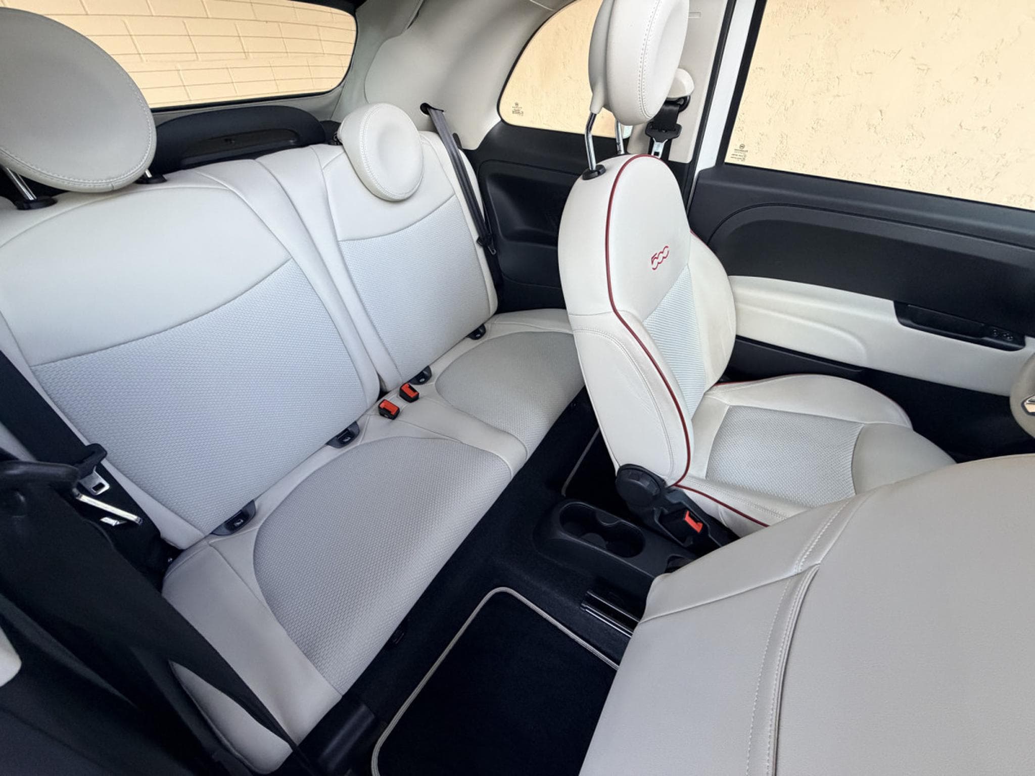 Fiat 500 C LOUNGE CABRIO-CUIR-GPS 85CV (2020) - Photo 10