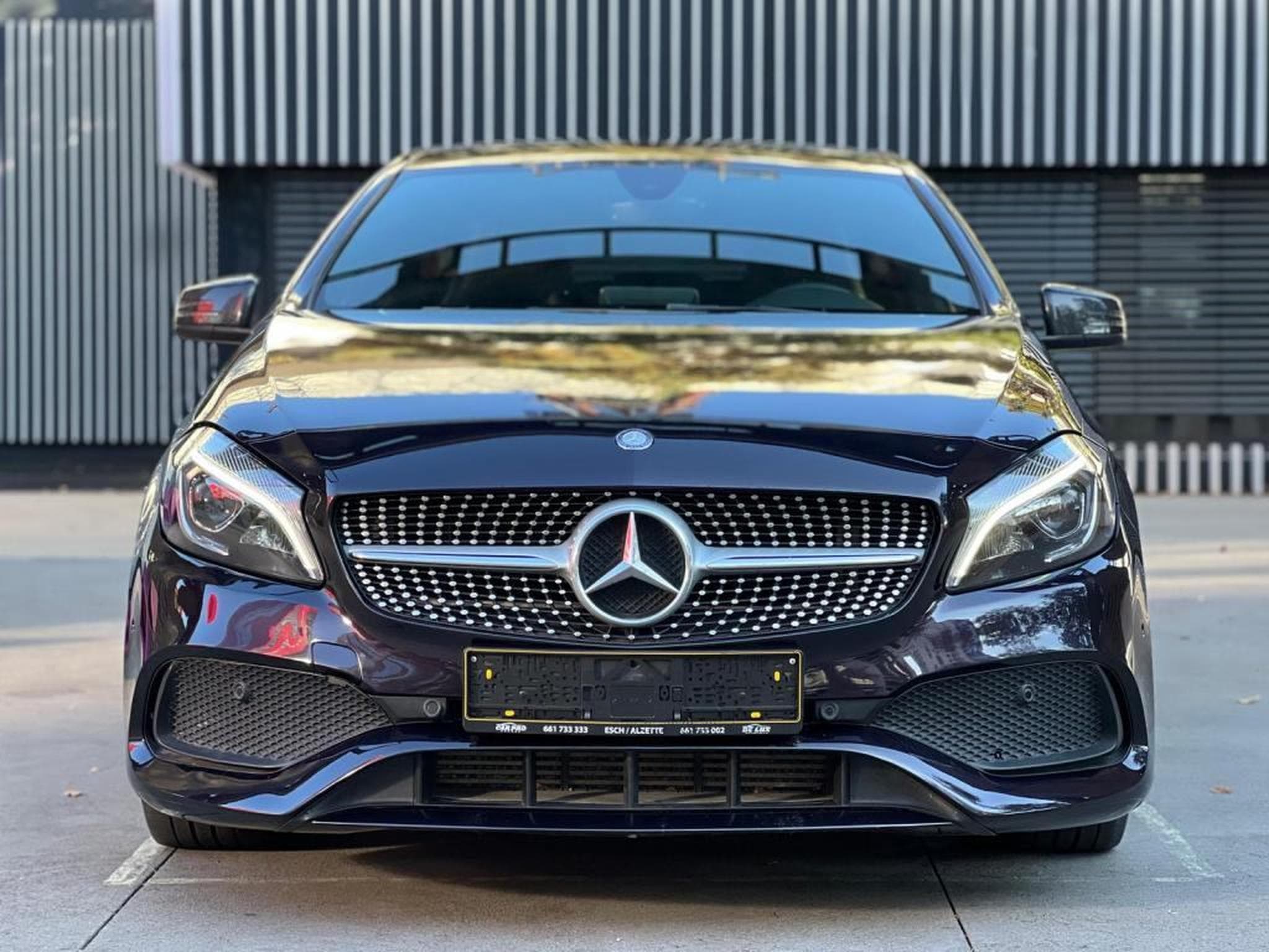 Mercedes A 200 Amg Line / Automatique / Alcantara / Essence / (2016) - Photo 5