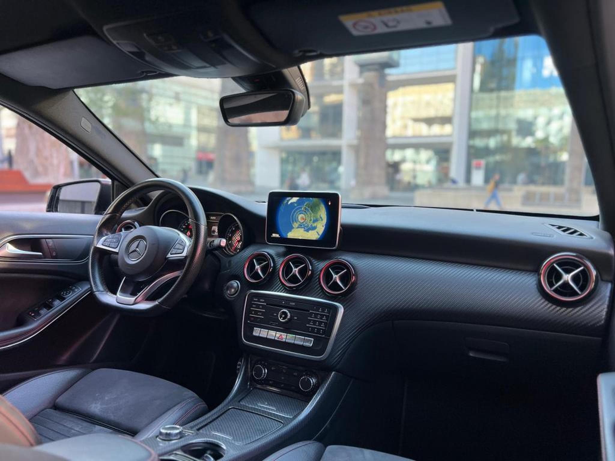 Mercedes A 200 Amg Line / Automatique / Alcantara / Essence / (2016) - Photo 10