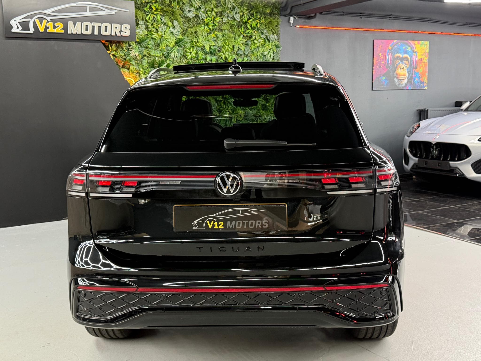 VW Tiguan 4Motion 142kw R-line Pano Leder IQ Drive 360° (2026) - Photo 5