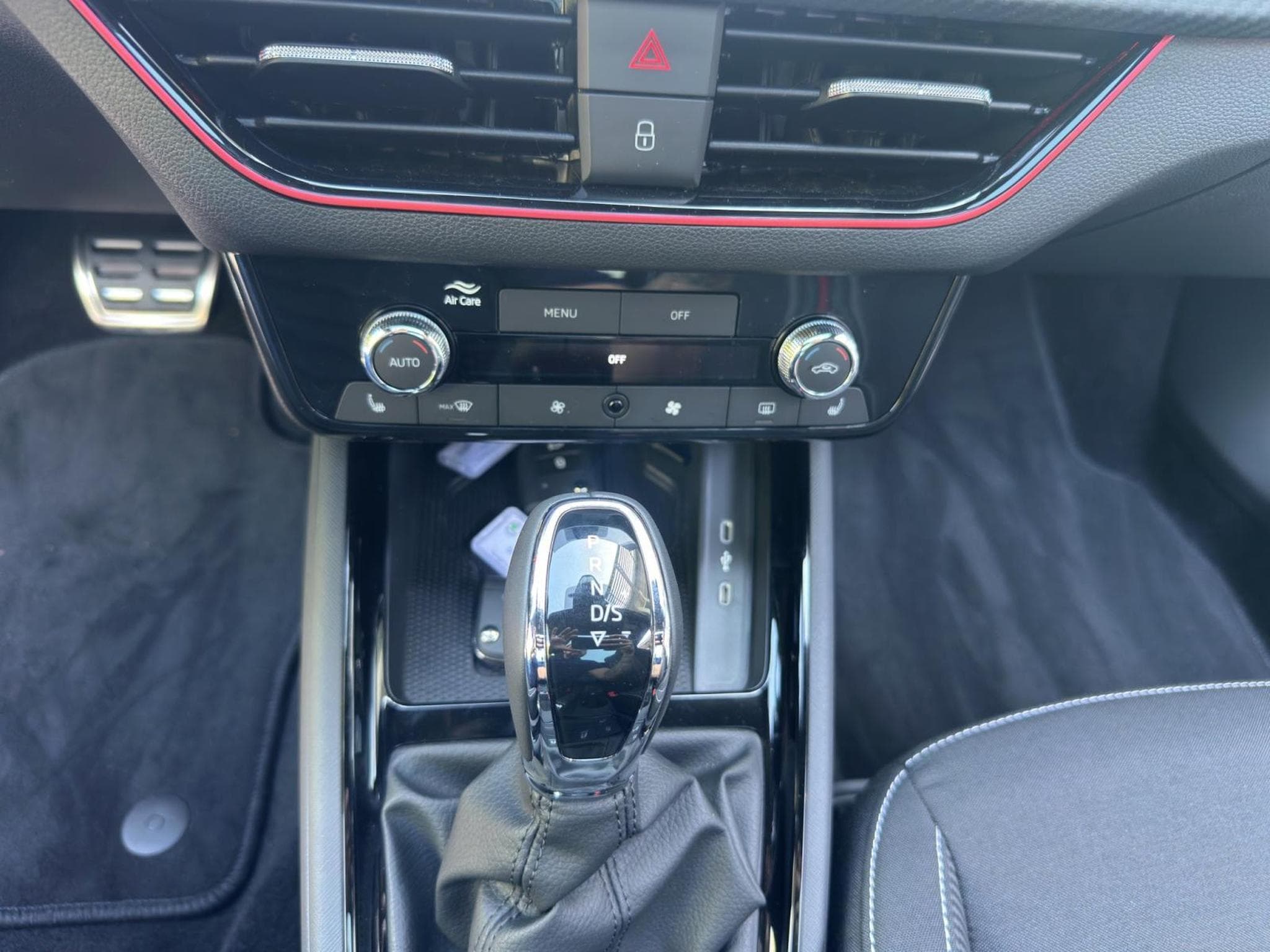Skoda Kamiq Monte carlo (2026) - Photo 11
