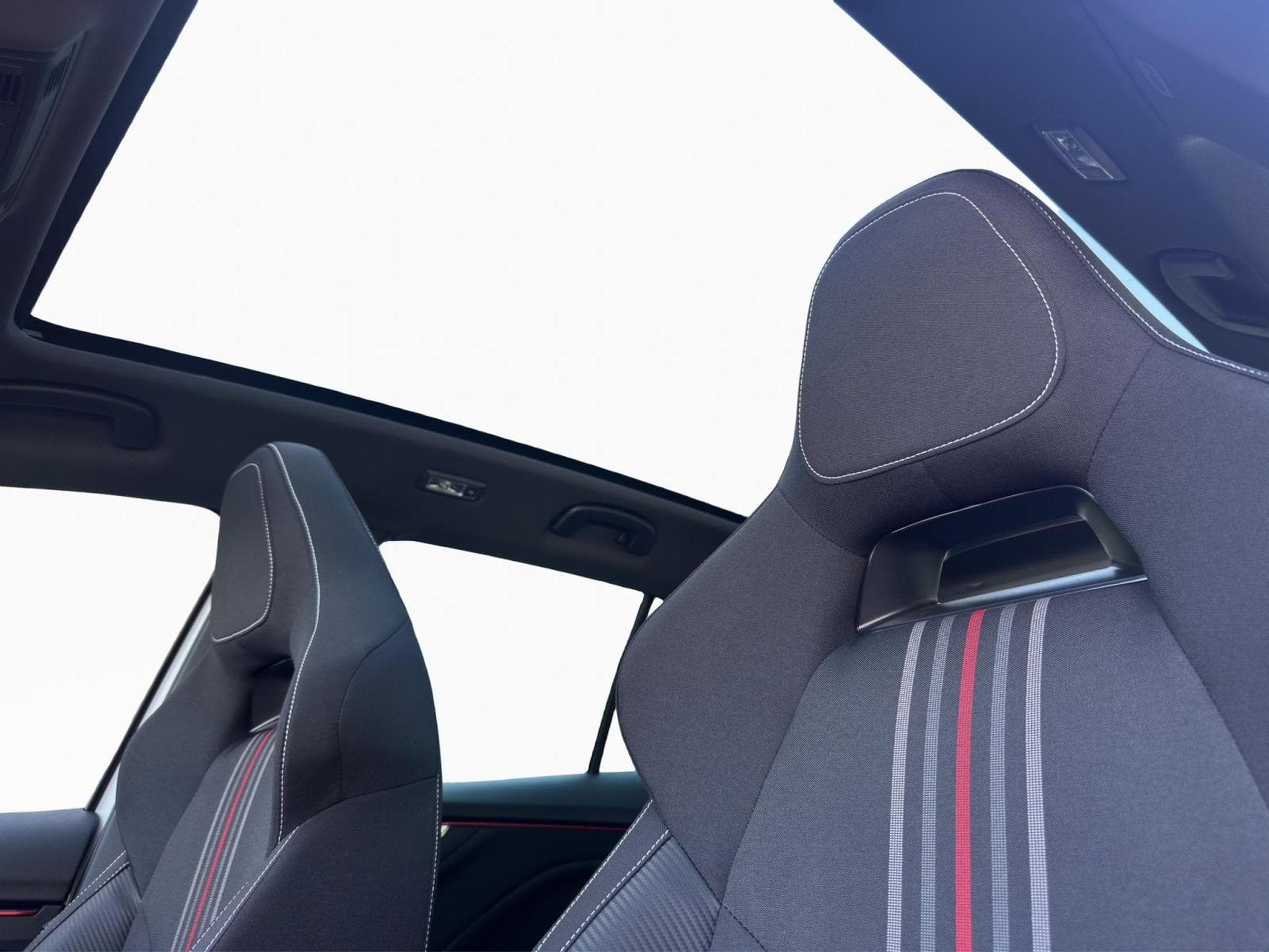 Skoda Kamiq Monte carlo (2026) - Photo 13