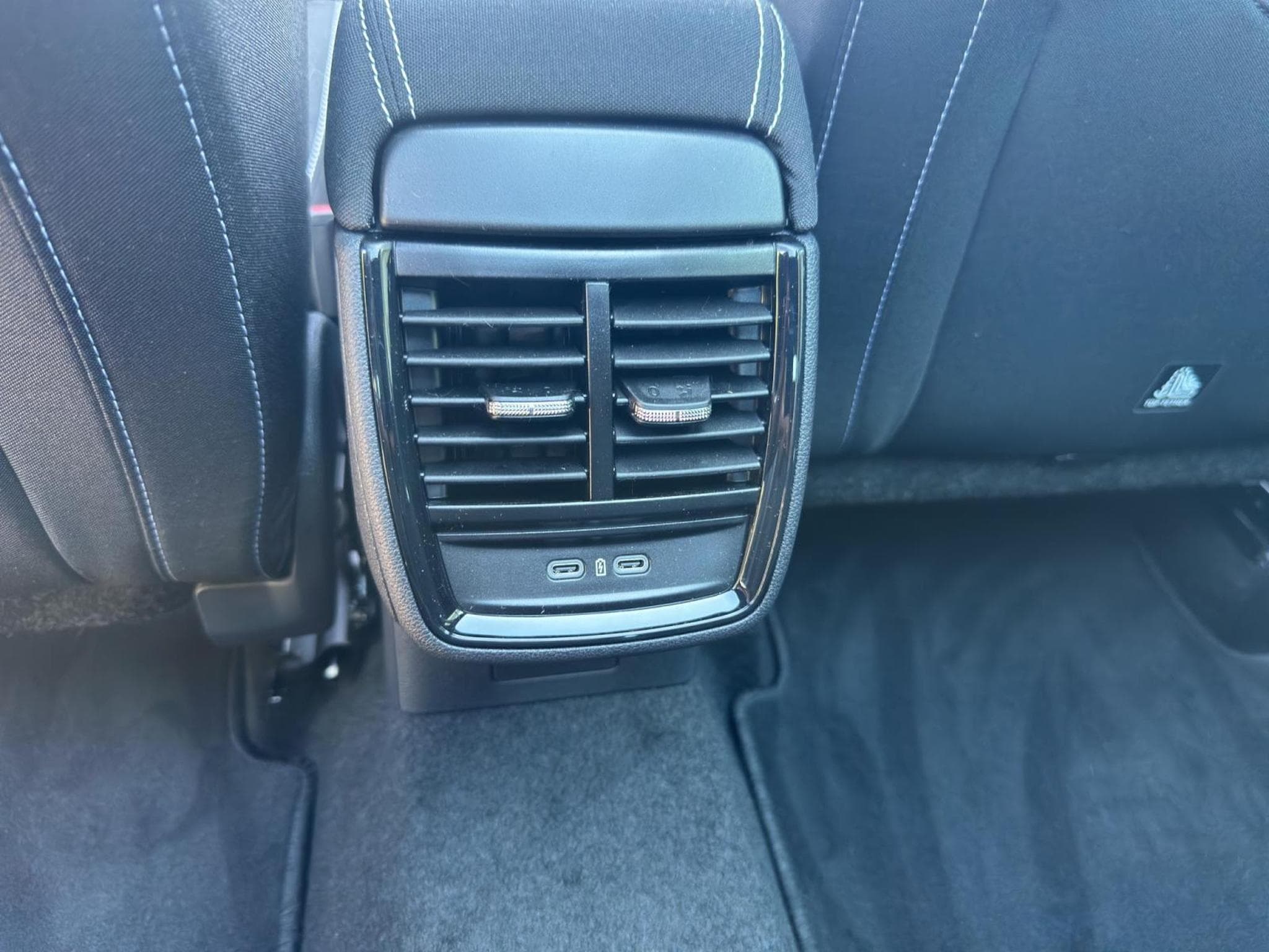 Skoda Kamiq Monte carlo (2026) - Photo 19