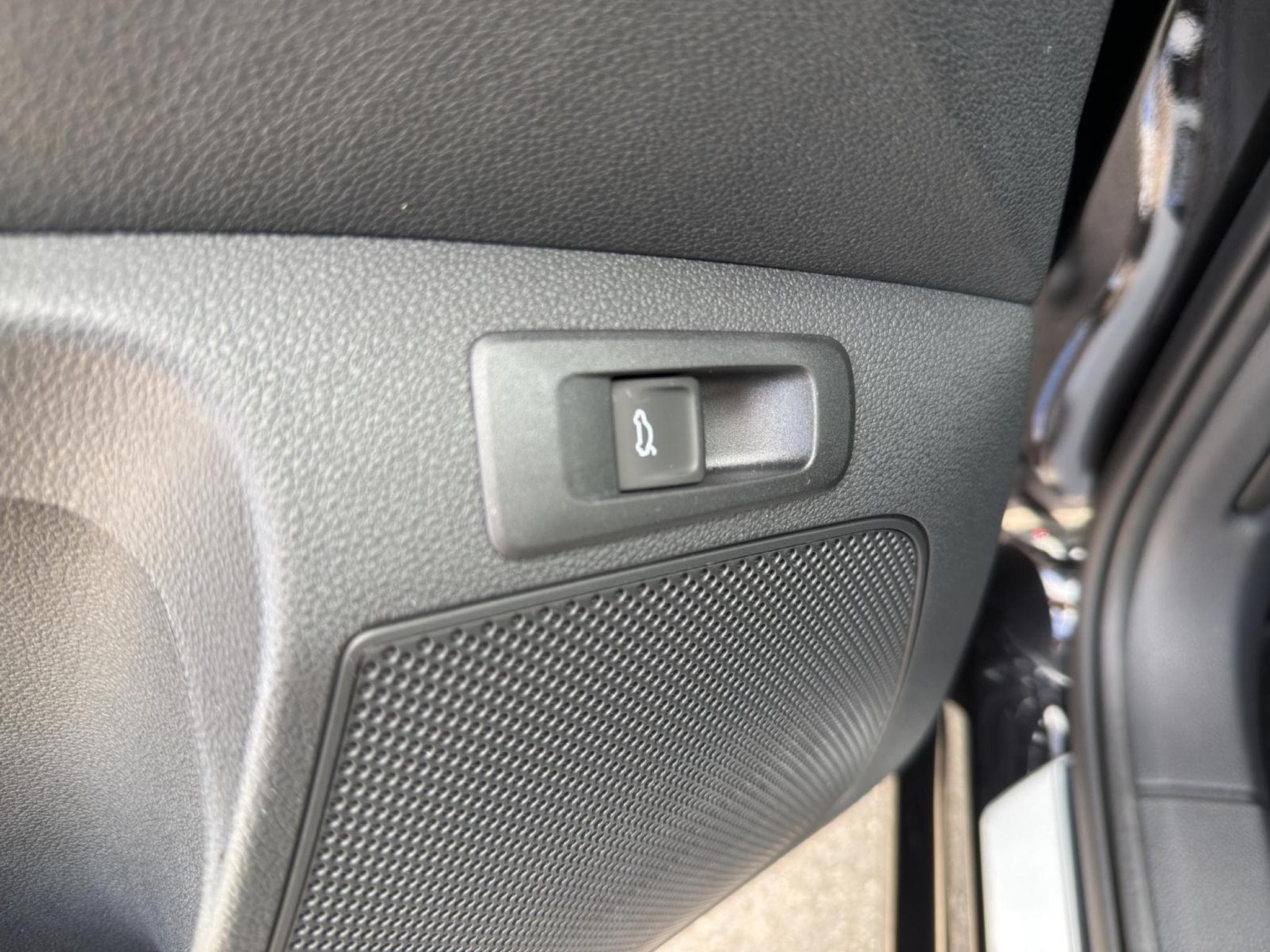 Skoda Karoq Sportline (2026) - Foto 19