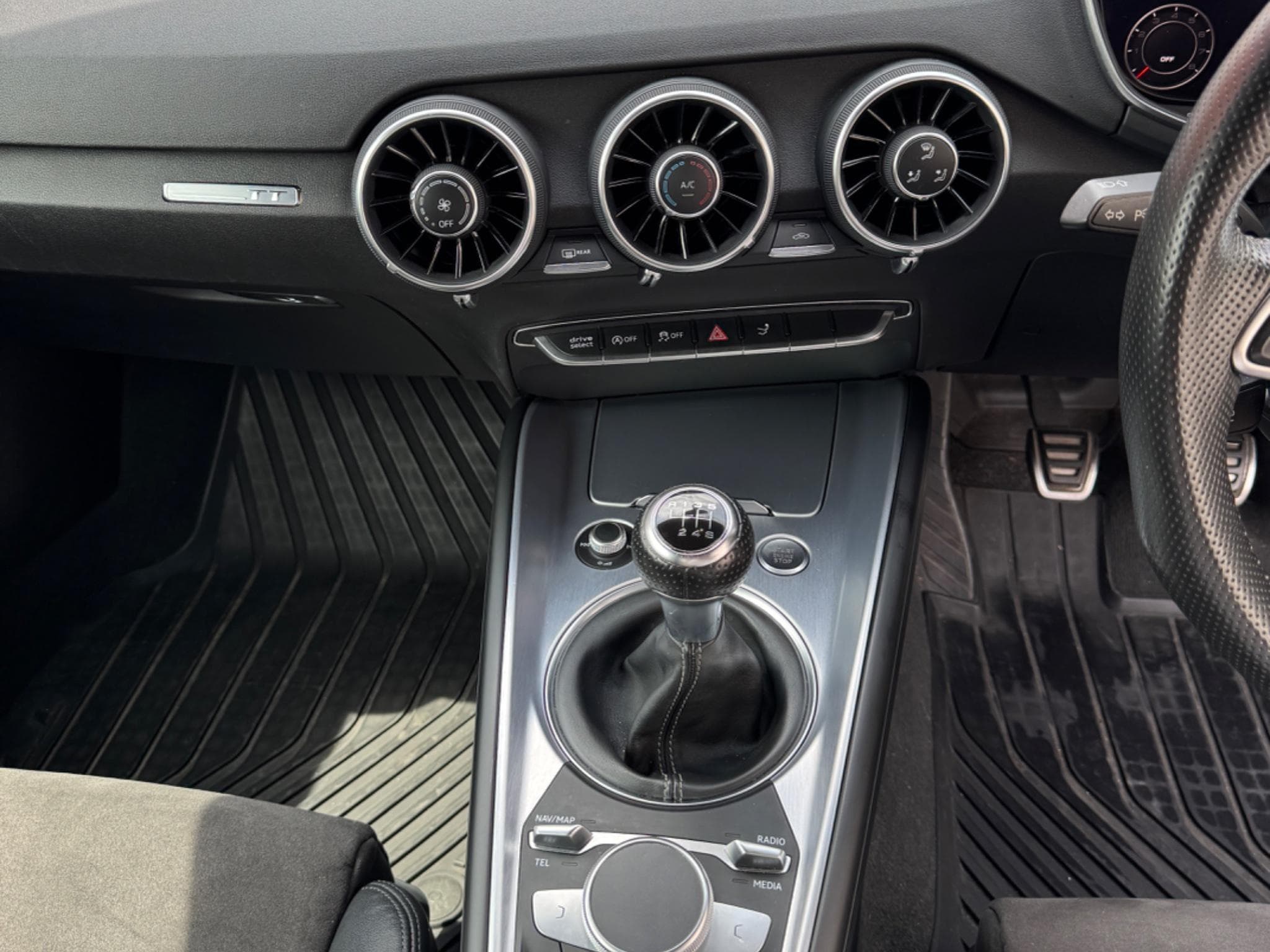 Audi TT Black Edition (2017) - Foto 14