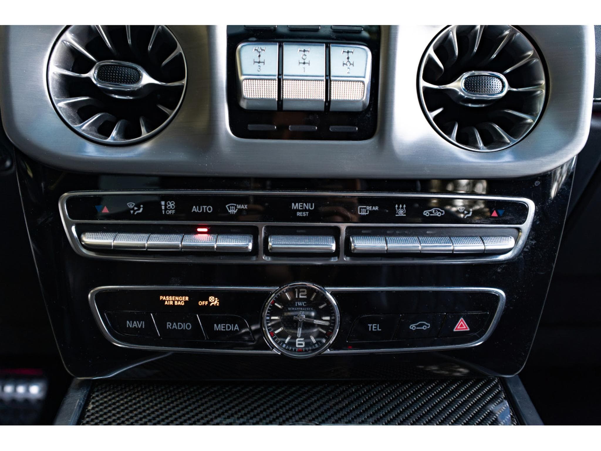 Mercedes G 63 AMG 585 cv - Burmester Surround - Pack Sport Black AMG - Carbon (2023) - Foto 15