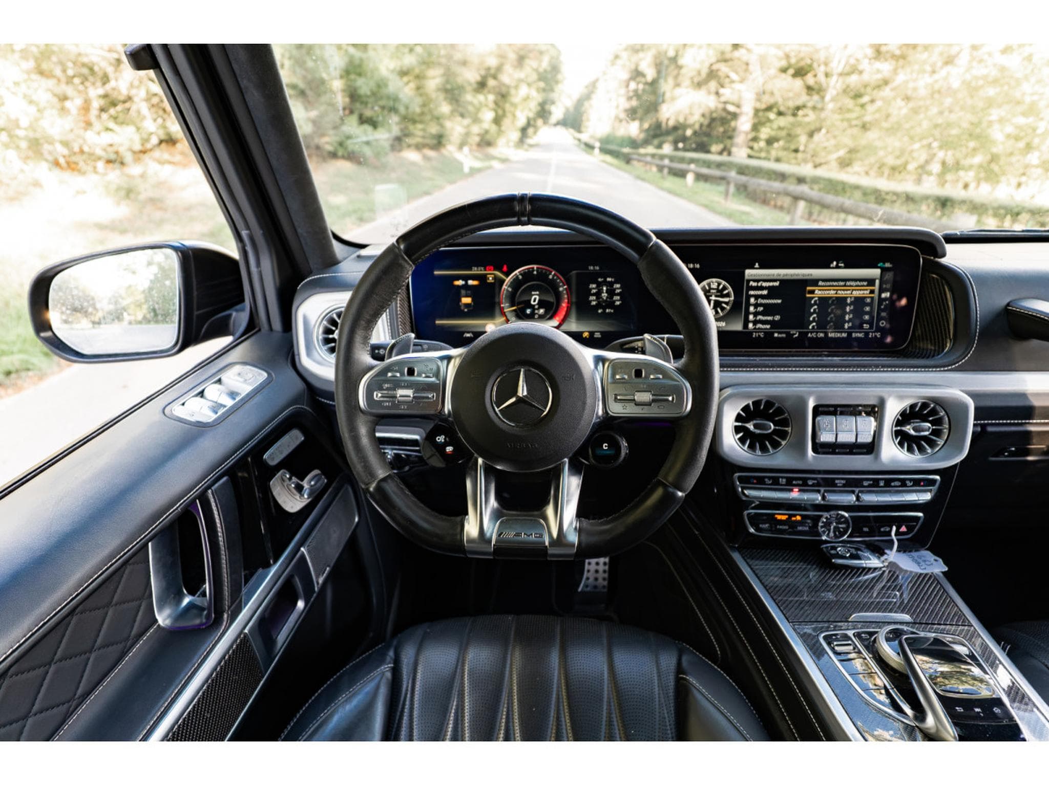 Mercedes G 63 AMG 585 cv - Burmester Surround - Pack Sport Black AMG - Carbon (2023) - Foto 13