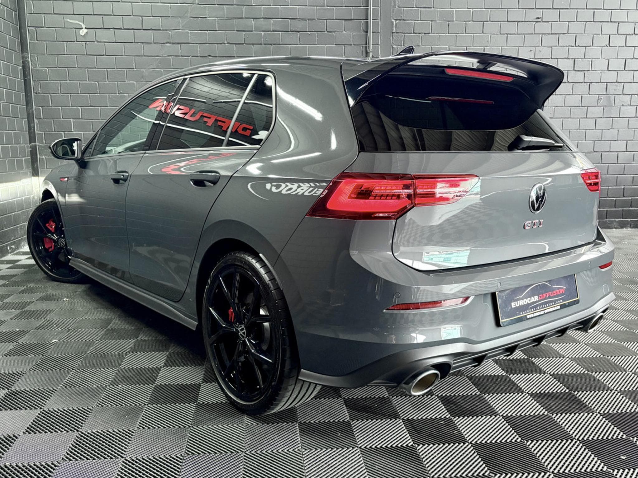 VW Golf GTI Clubsport 2.0 TSI 300 CV DSG7 *MATRIX* BLACK STYLE * ACC (2024) - Photo 4