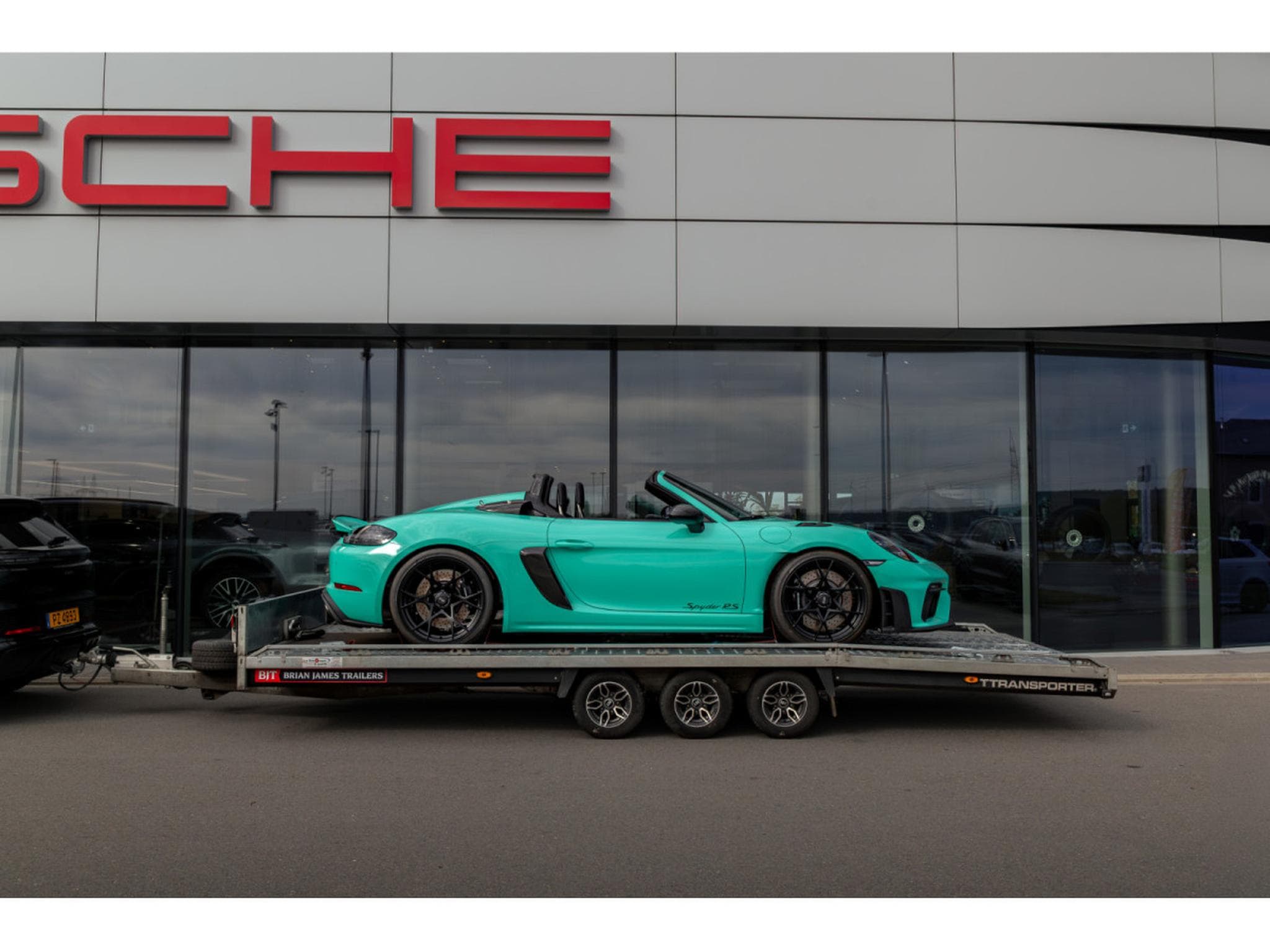 Porsche Boxster 718 Spyder 718 Spyder RS (2026) - Photo 4
