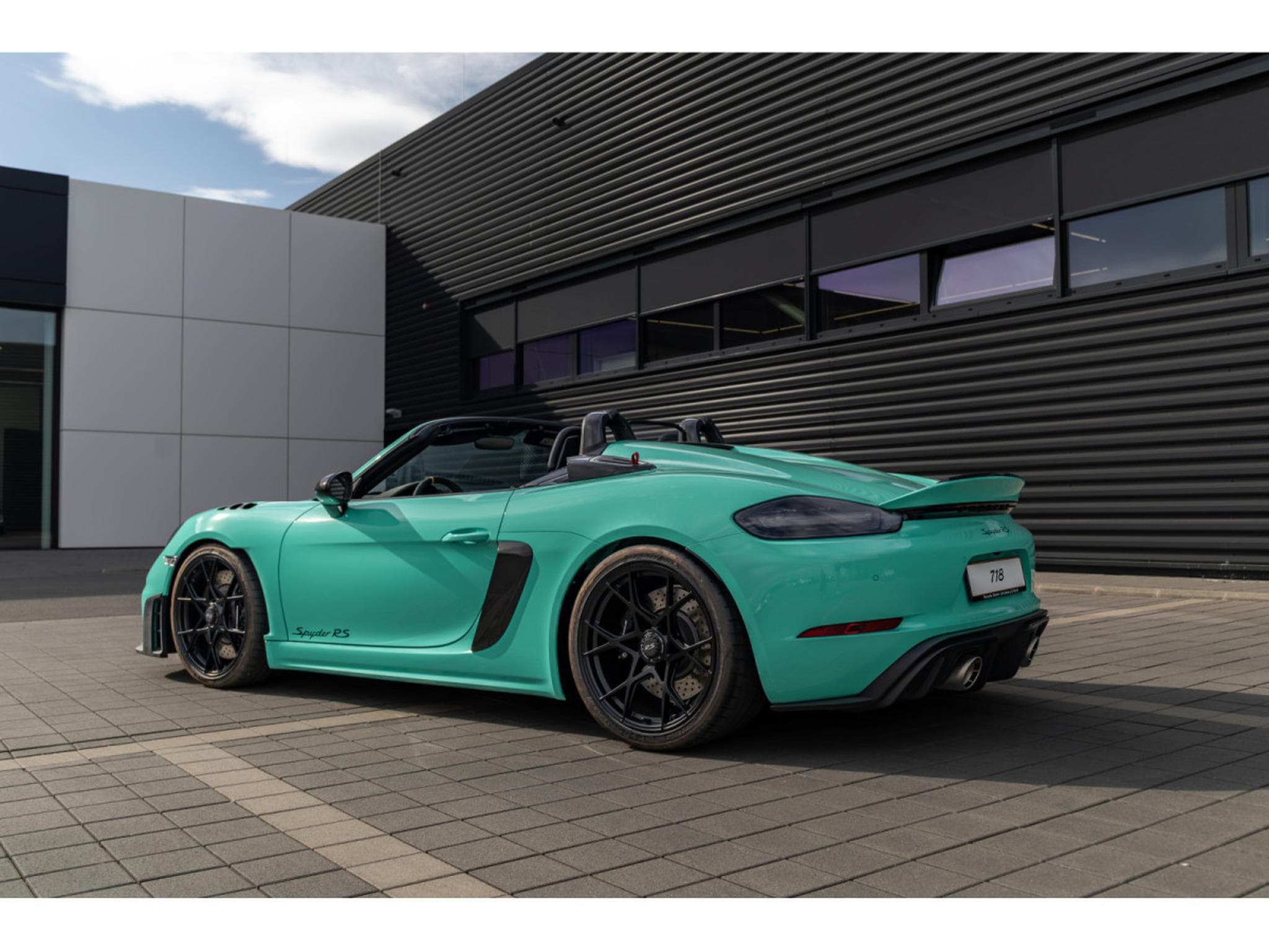 Porsche Boxster 718 Spyder 718 Spyder RS (2026) - Photo 12