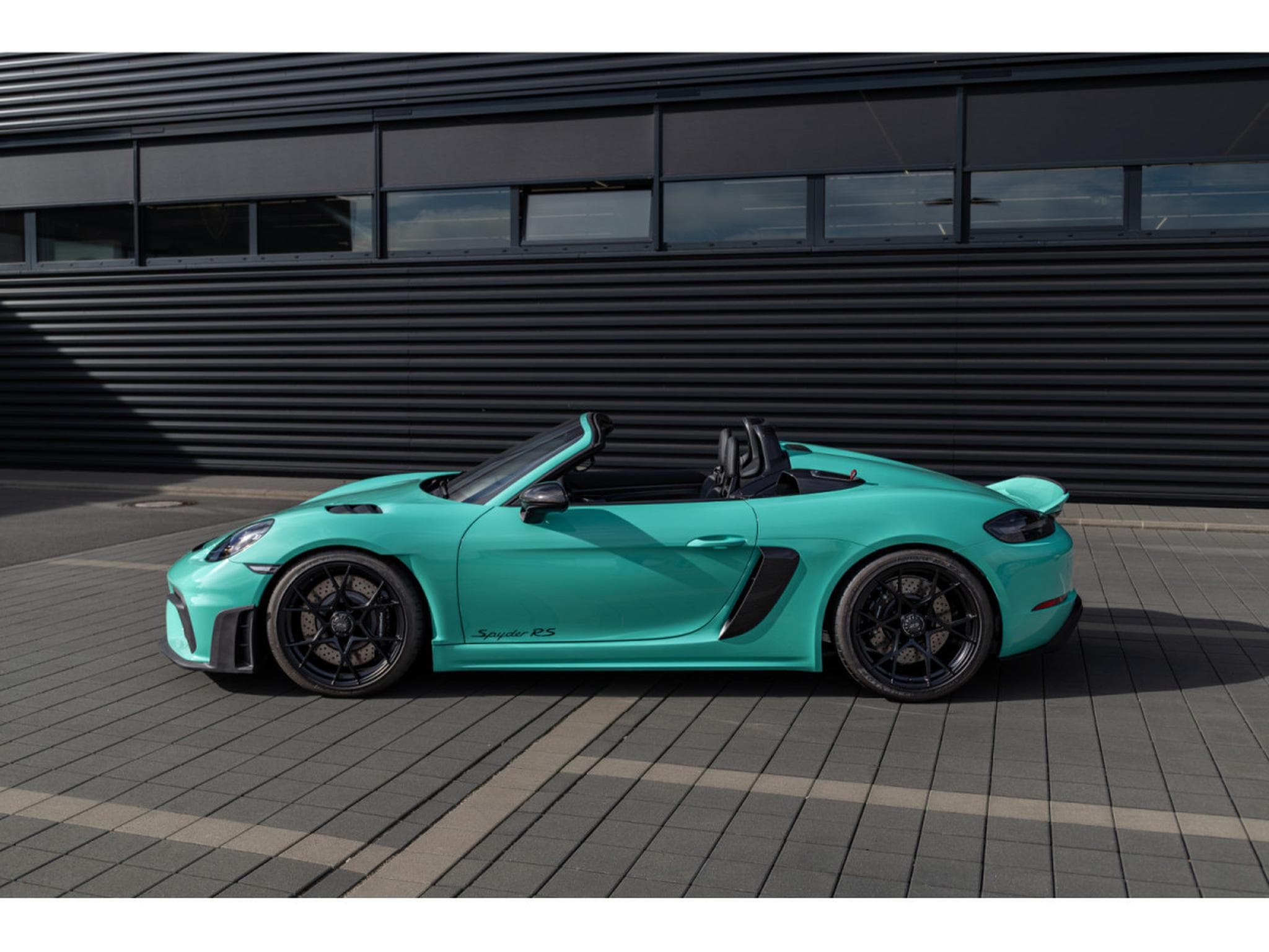 Porsche Boxster 718 Spyder 718 Spyder RS (2026) - Photo 13