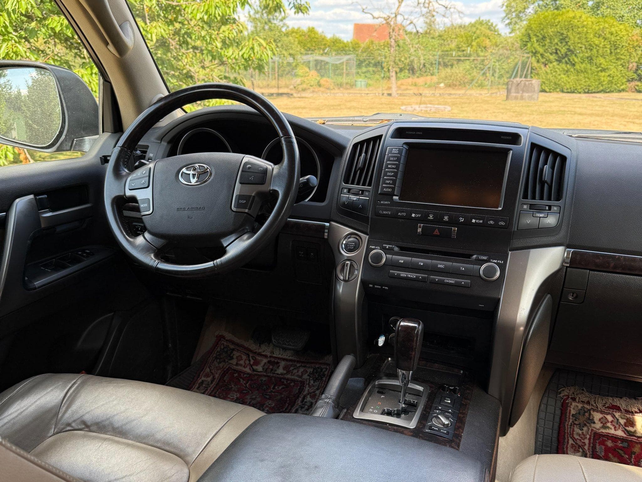 Toyota Land Cruiser V8 4.5 D-4D 200 Lounge (2008) - Foto 3