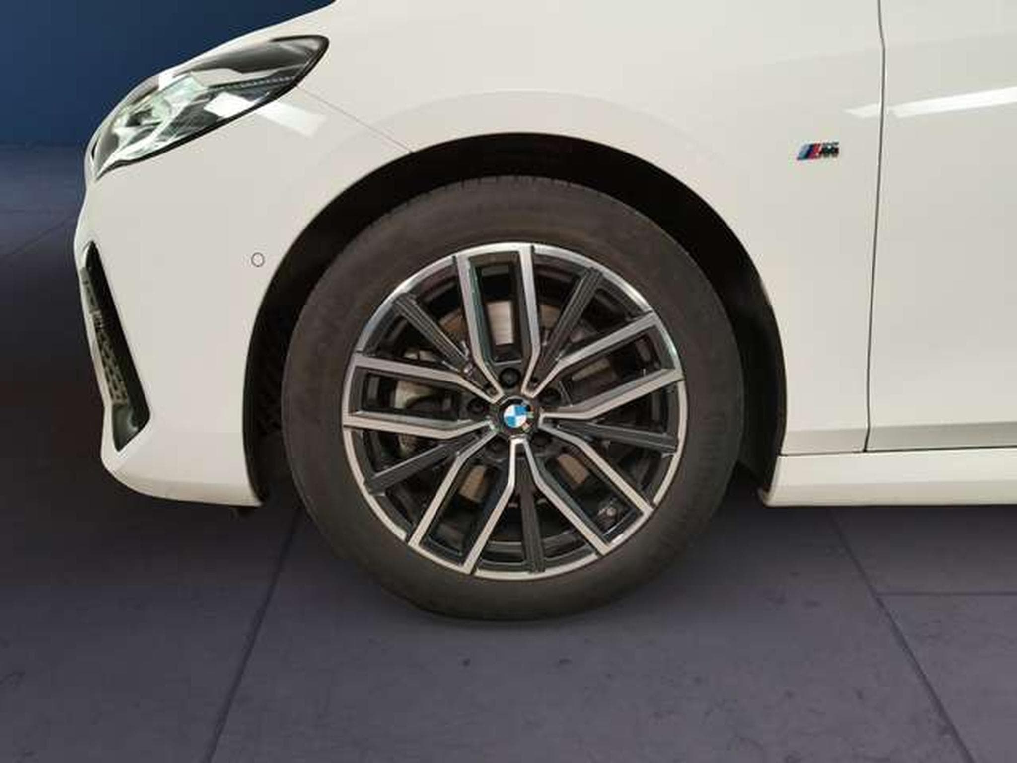 BMW 223 i M Sportpaket (2023) - Photo 6