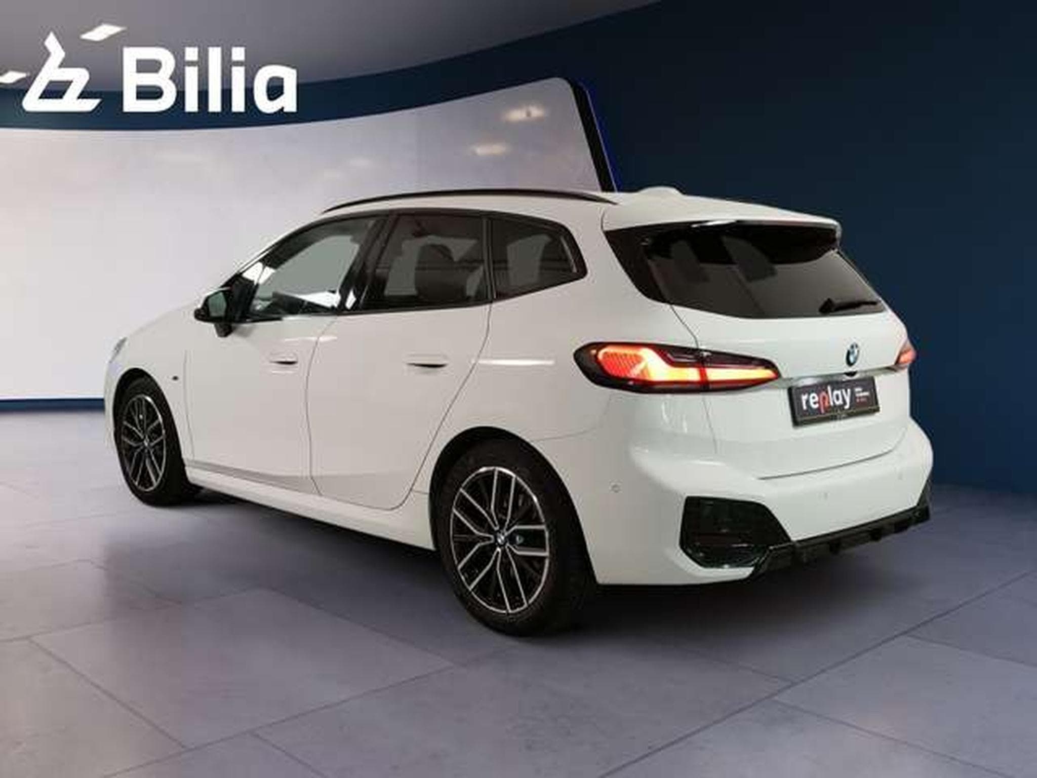 BMW 223 i M Sportpaket (2023) - Photo 4