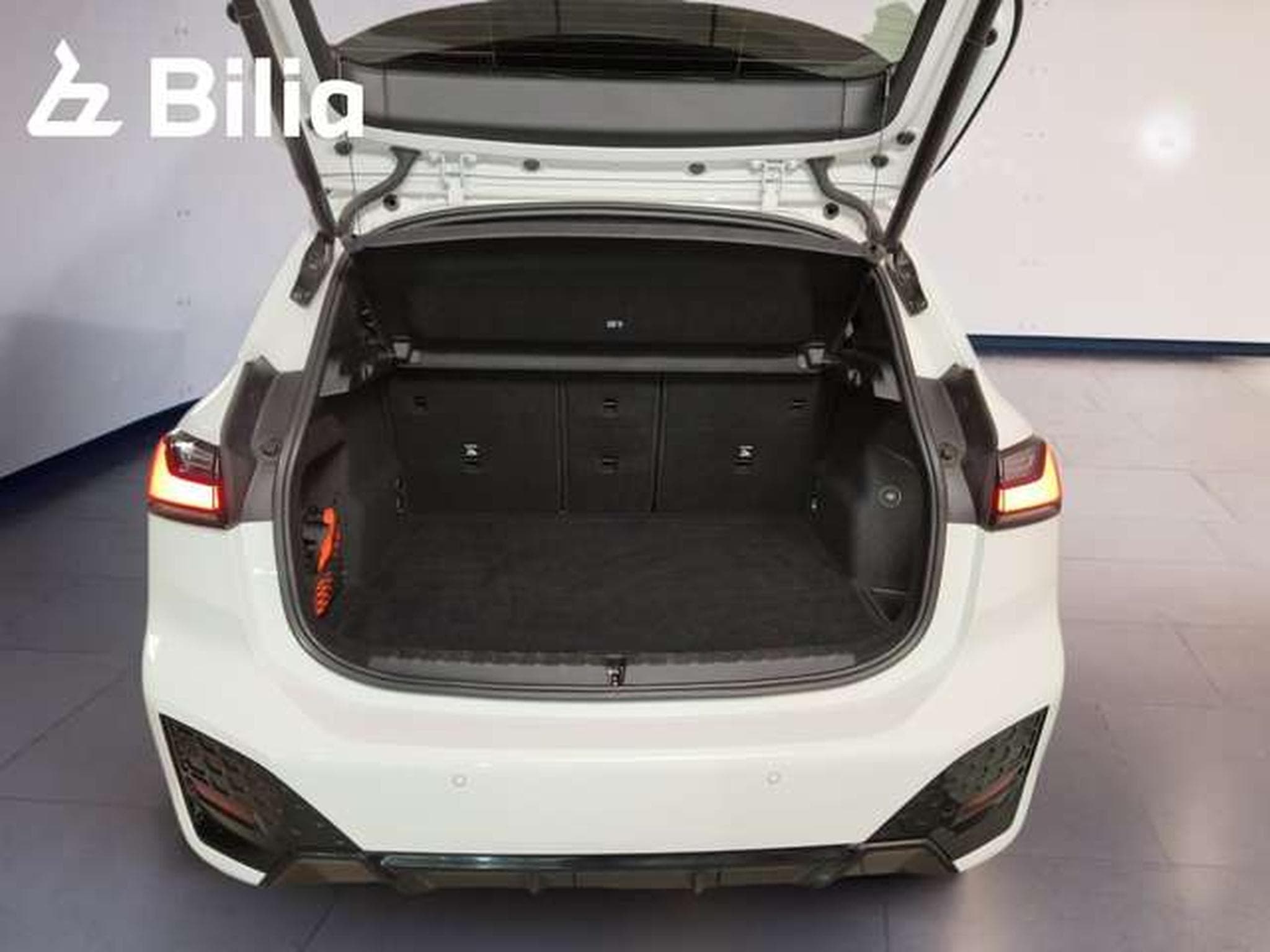 BMW 223 i M Sportpaket (2023) - Photo 9