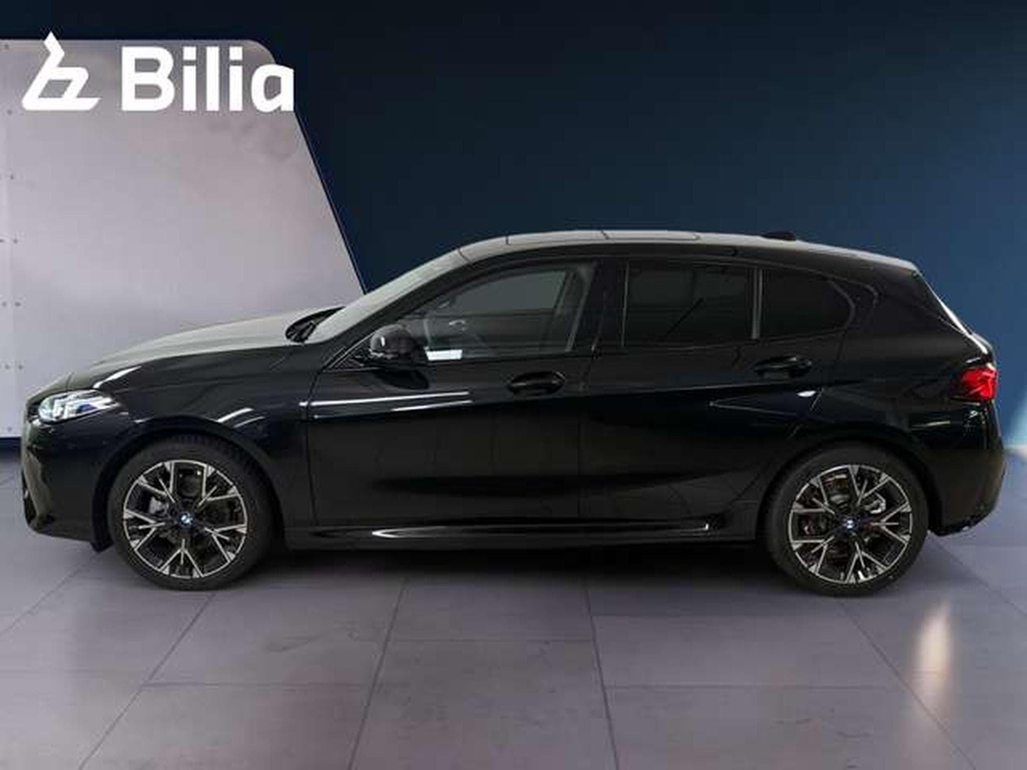 BMW 120 i DAB LED (2026) - Photo 12