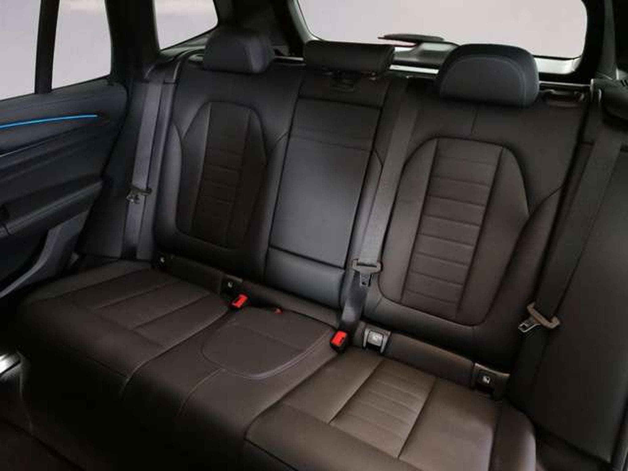BMW iX3 (2022) - Photo 8