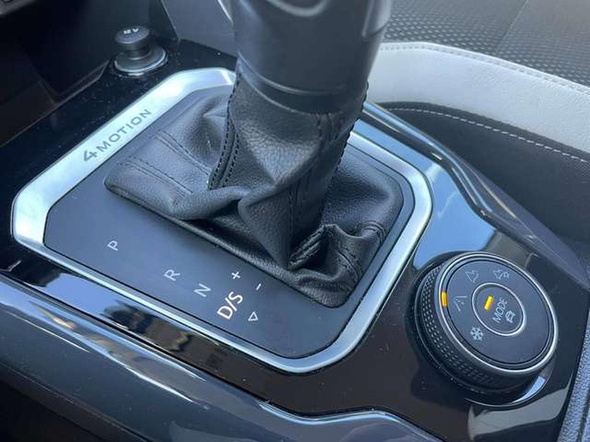 VW T-Roc 2.0  4-MOTION  - JUSQU'A 36 MOIS DE GARANTIE (2020) - Photo 22