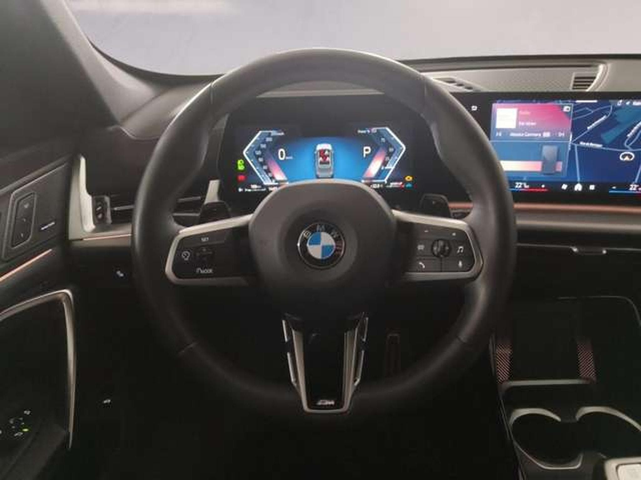 BMW X1 sDrive20i Head-Up HK HiFi DAB (2025) - Foto 10