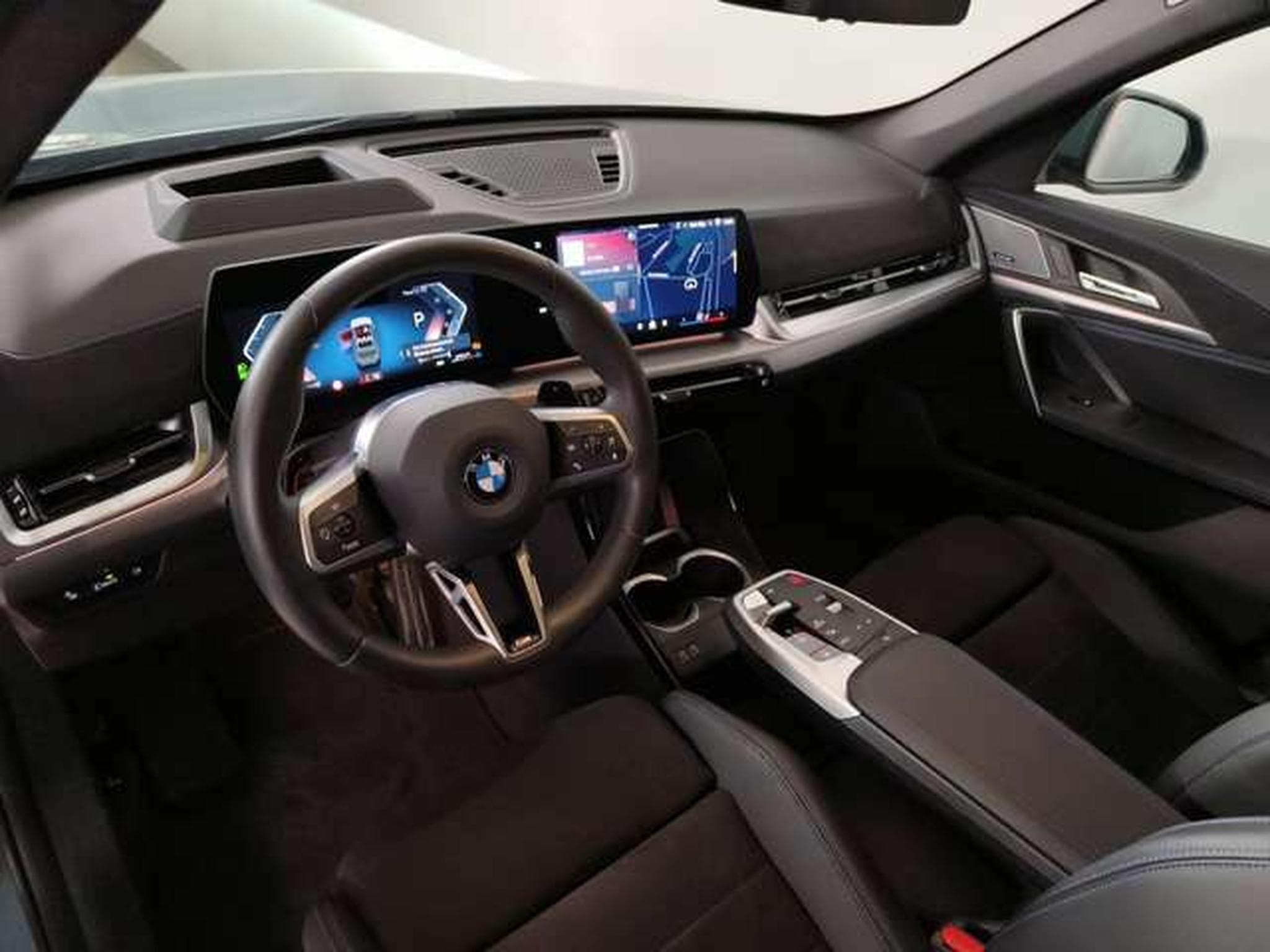 BMW X1 sDrive20i Head-Up HK HiFi DAB (2025) - Foto 12